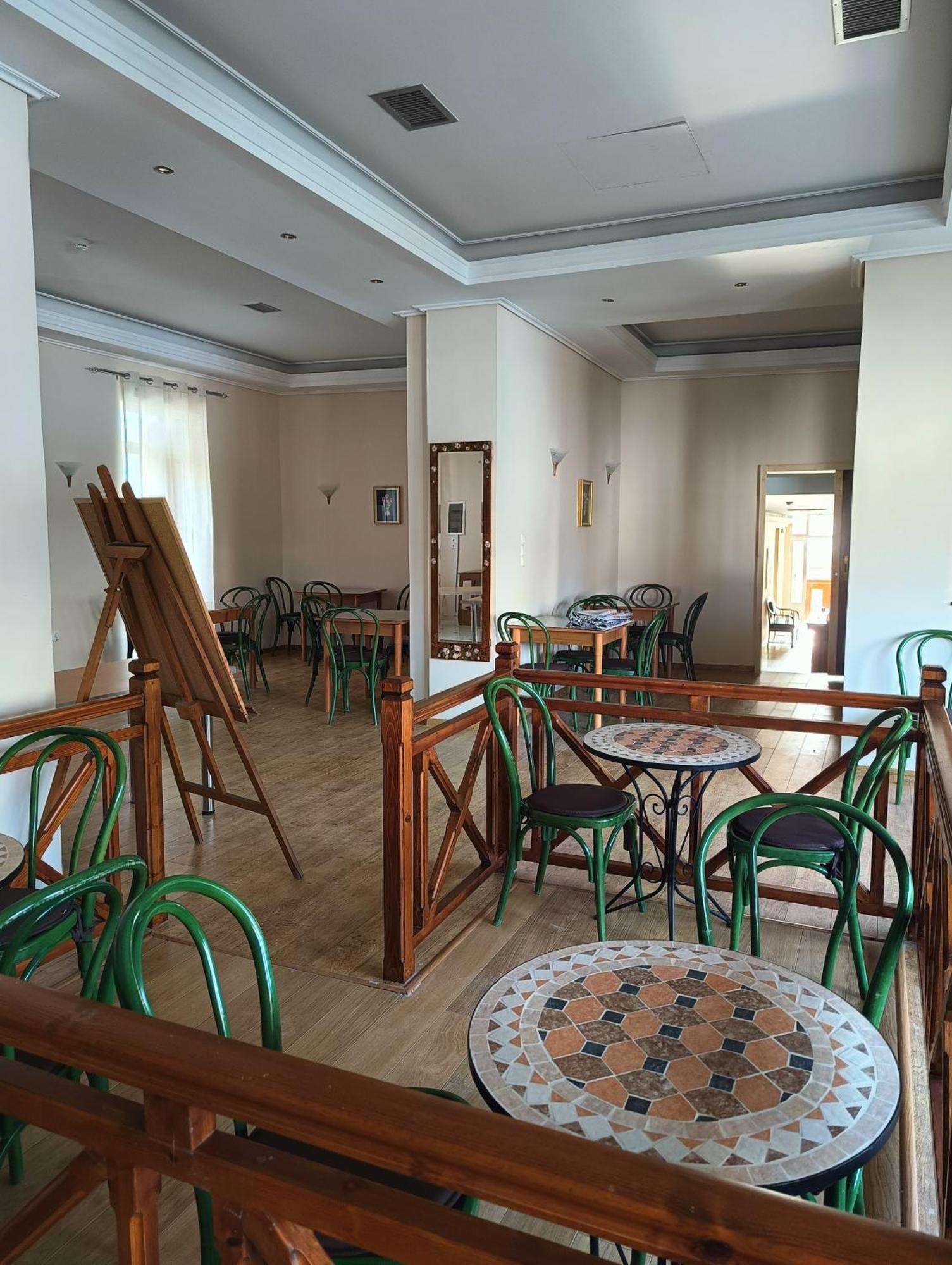 Hotel Anesis 2*