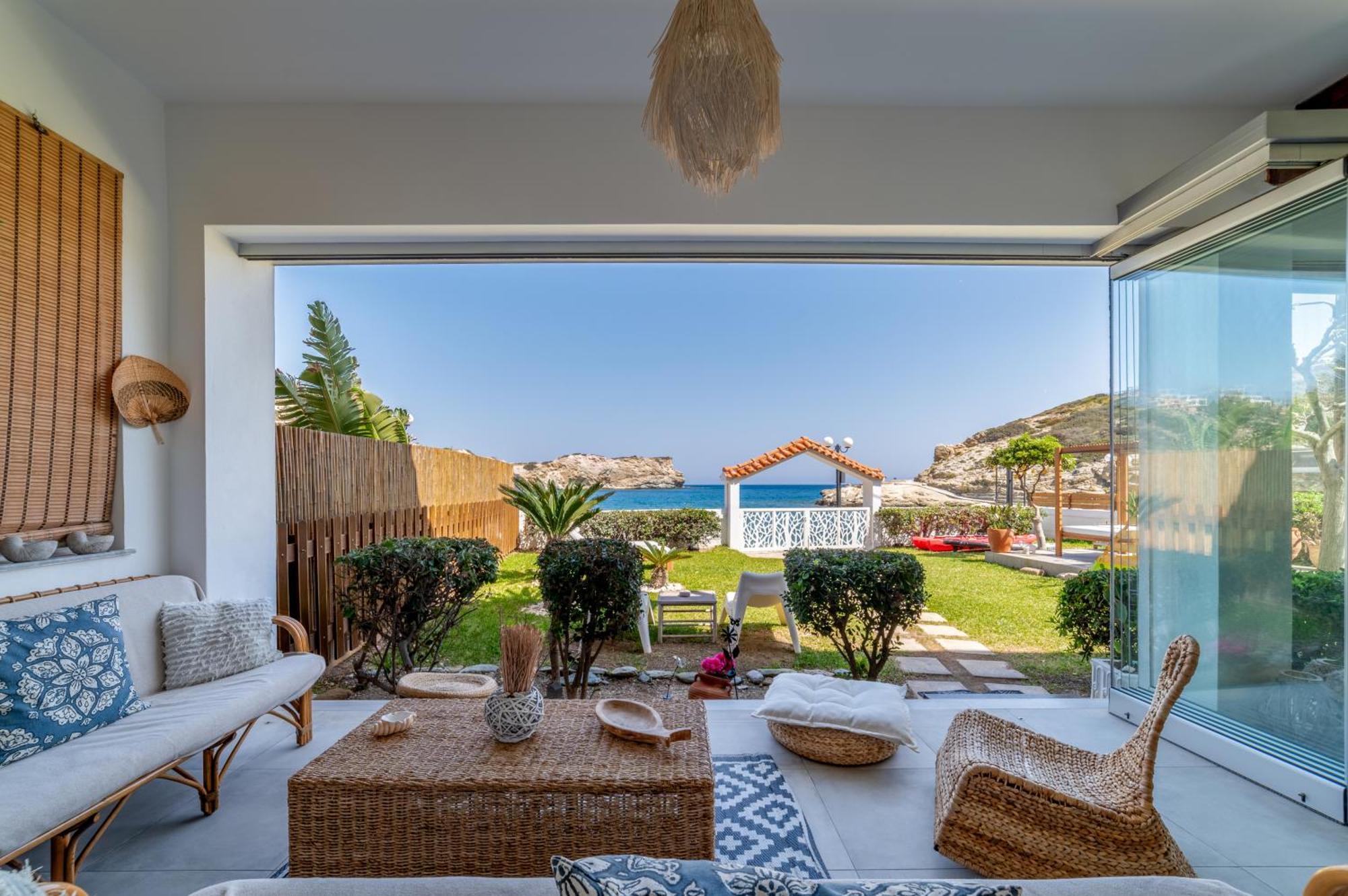 Golden Shellseaside Villa Ligaria (Crete)