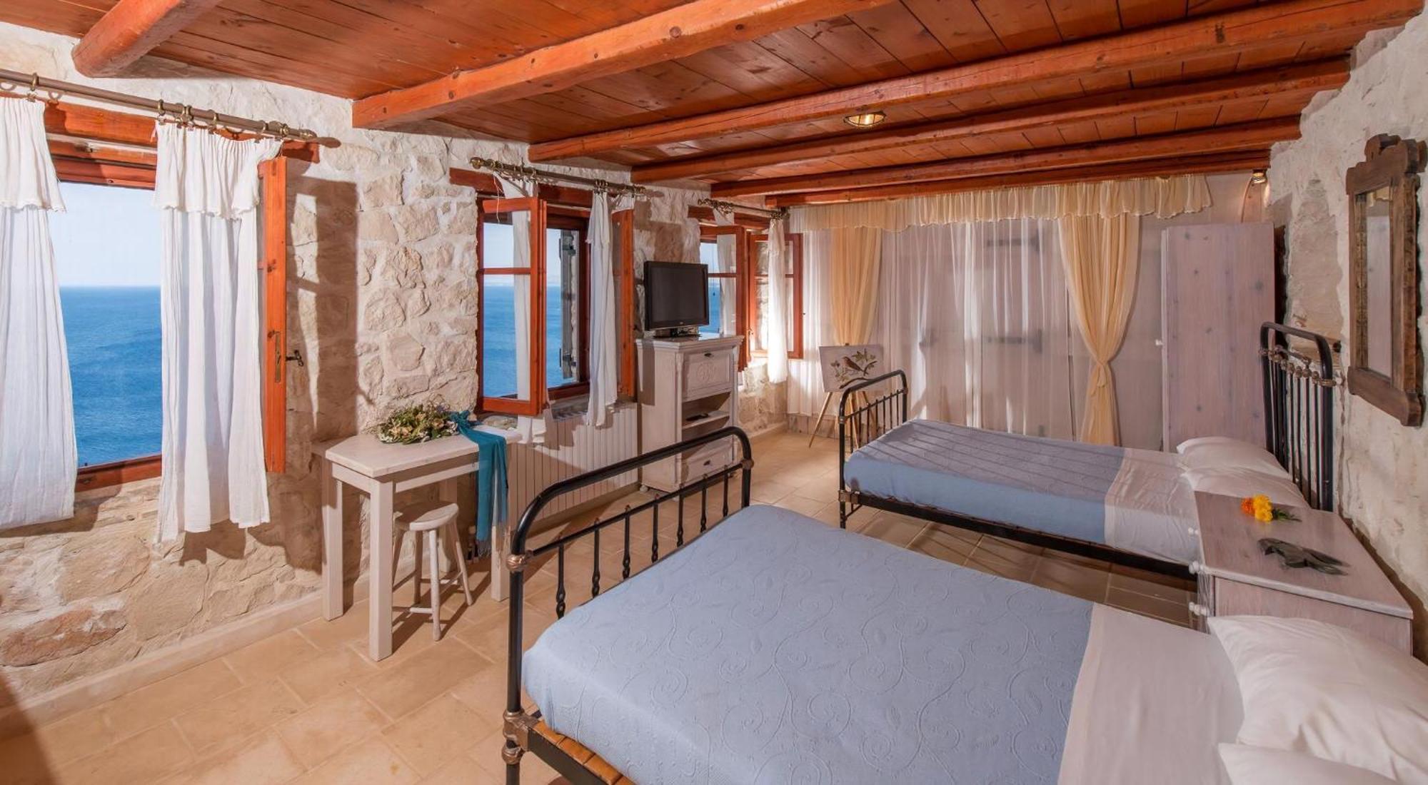 Villa Luxury Harron 4 Bed Private Pool Agios Nikolaos Zakynthos Town