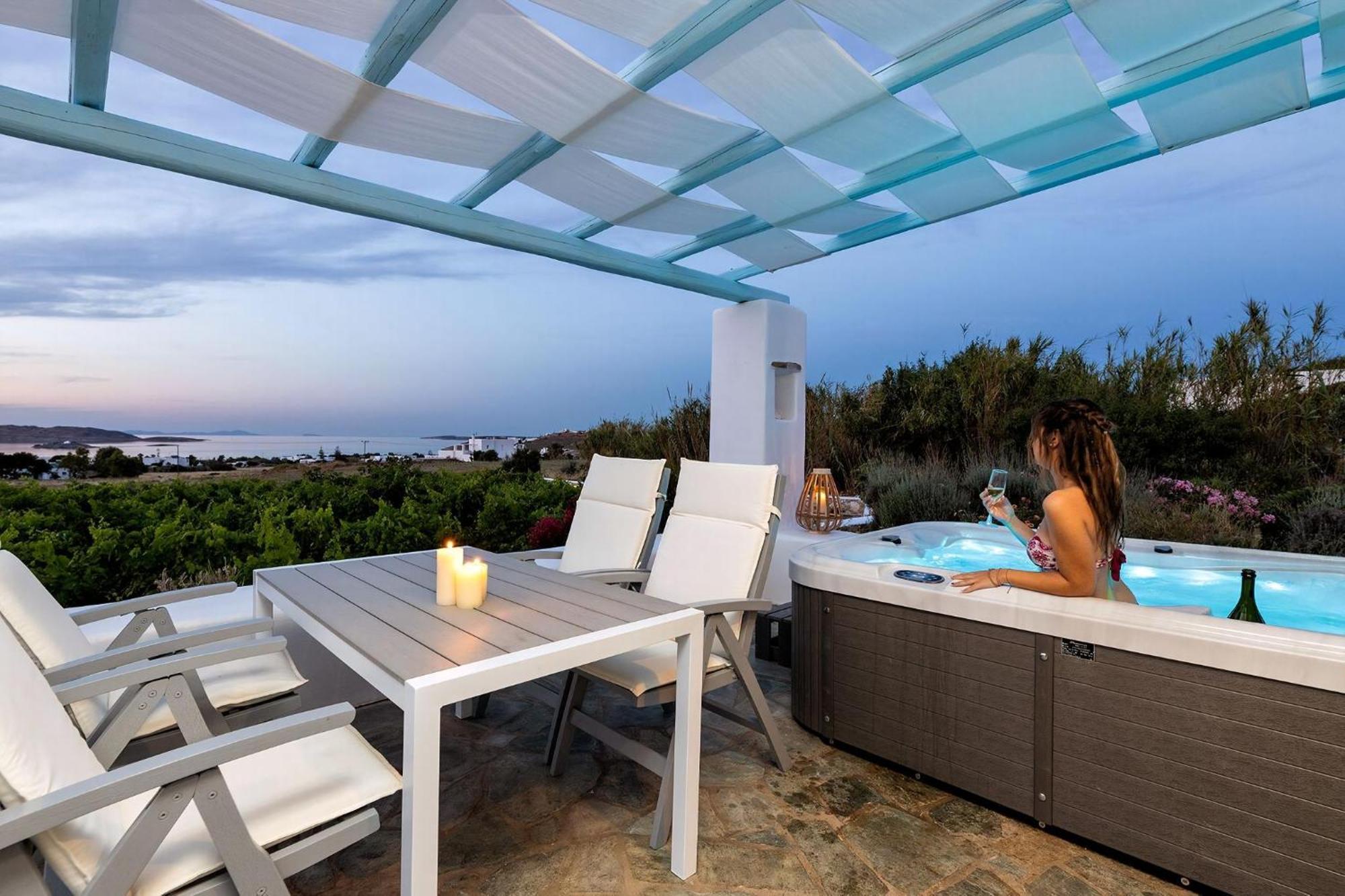 Luxury Paros Villa 1 Bedroom Villa Vrachian Earth Private Jacuzzi Beautiful Views Naousa * Parikia (Paros)