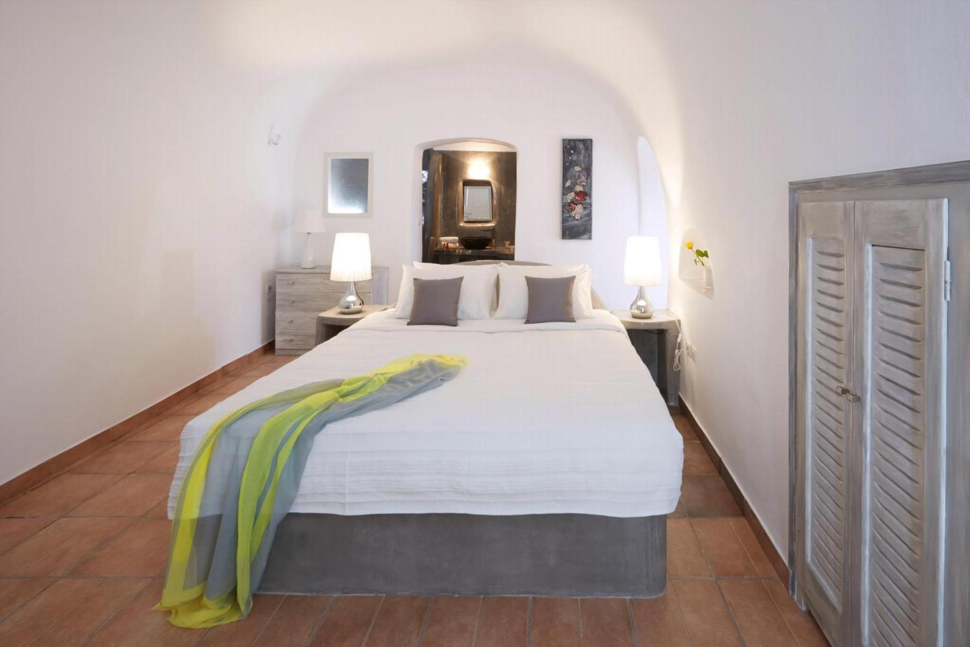Elegant Santorini House Villa Horizon Caldera View-Outdoor Hot Tub Oia Tholos (Santorini)