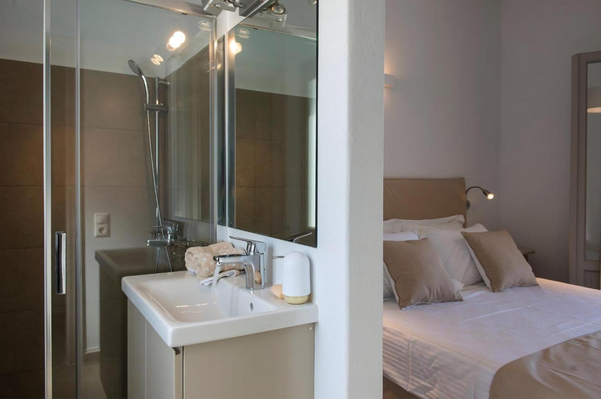 Platinum Paros 3 Bedroom Amazing Sea Views Private Infinity Pool Access Parikia * Parasporos