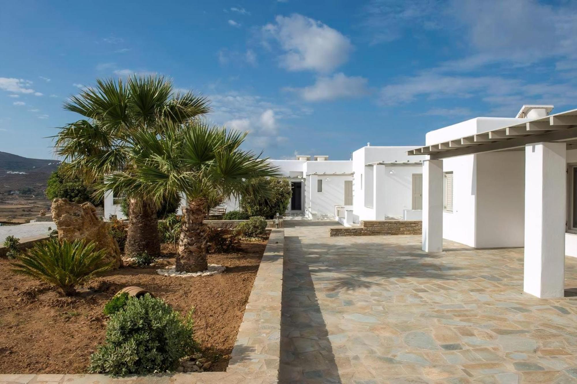 Platinum Paros 3 Bedroom Amazing Sea Views Private Infinity Pool Access Parikia Villa