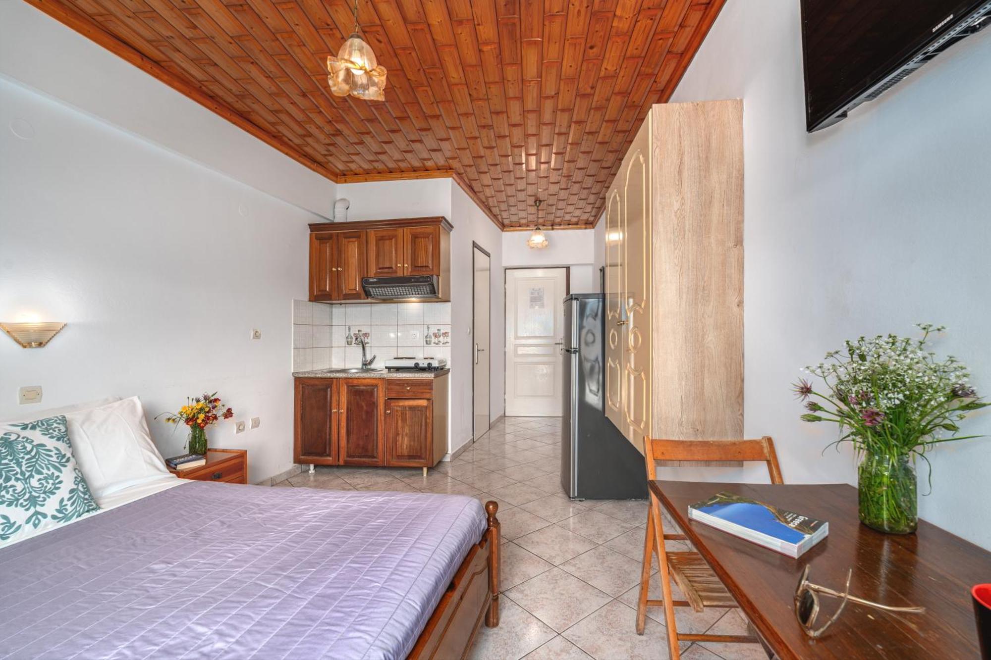 Myrtoo Aparthotel 2*