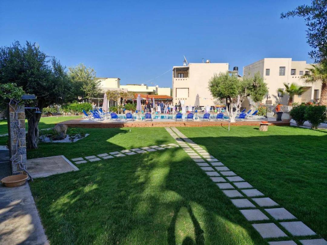 Creteco & Aparthotel 4*