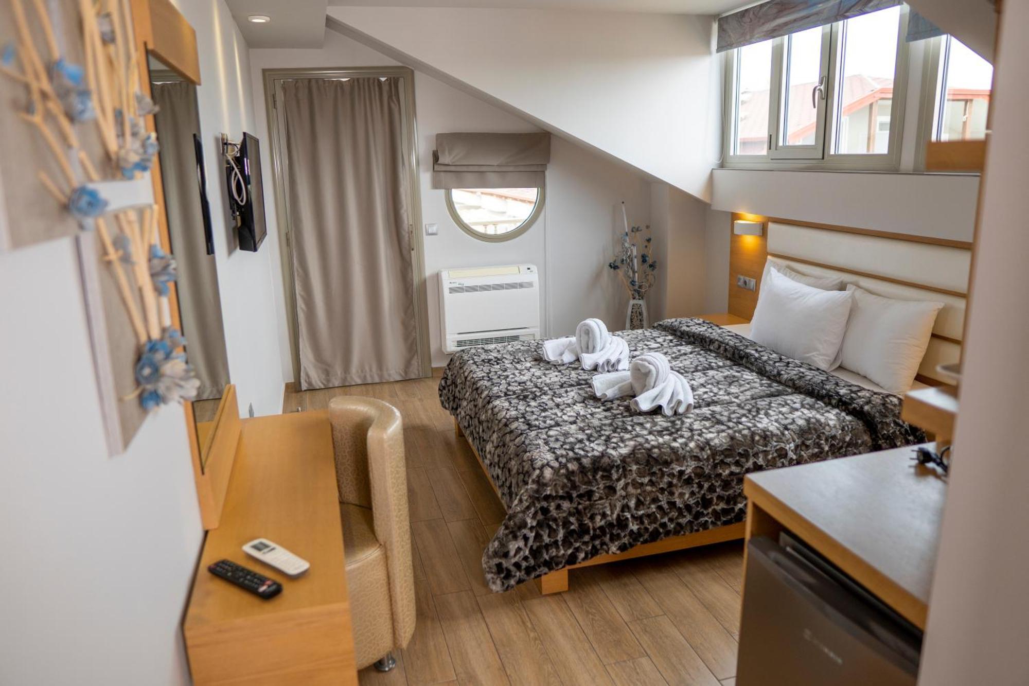 Hotel Epavlis