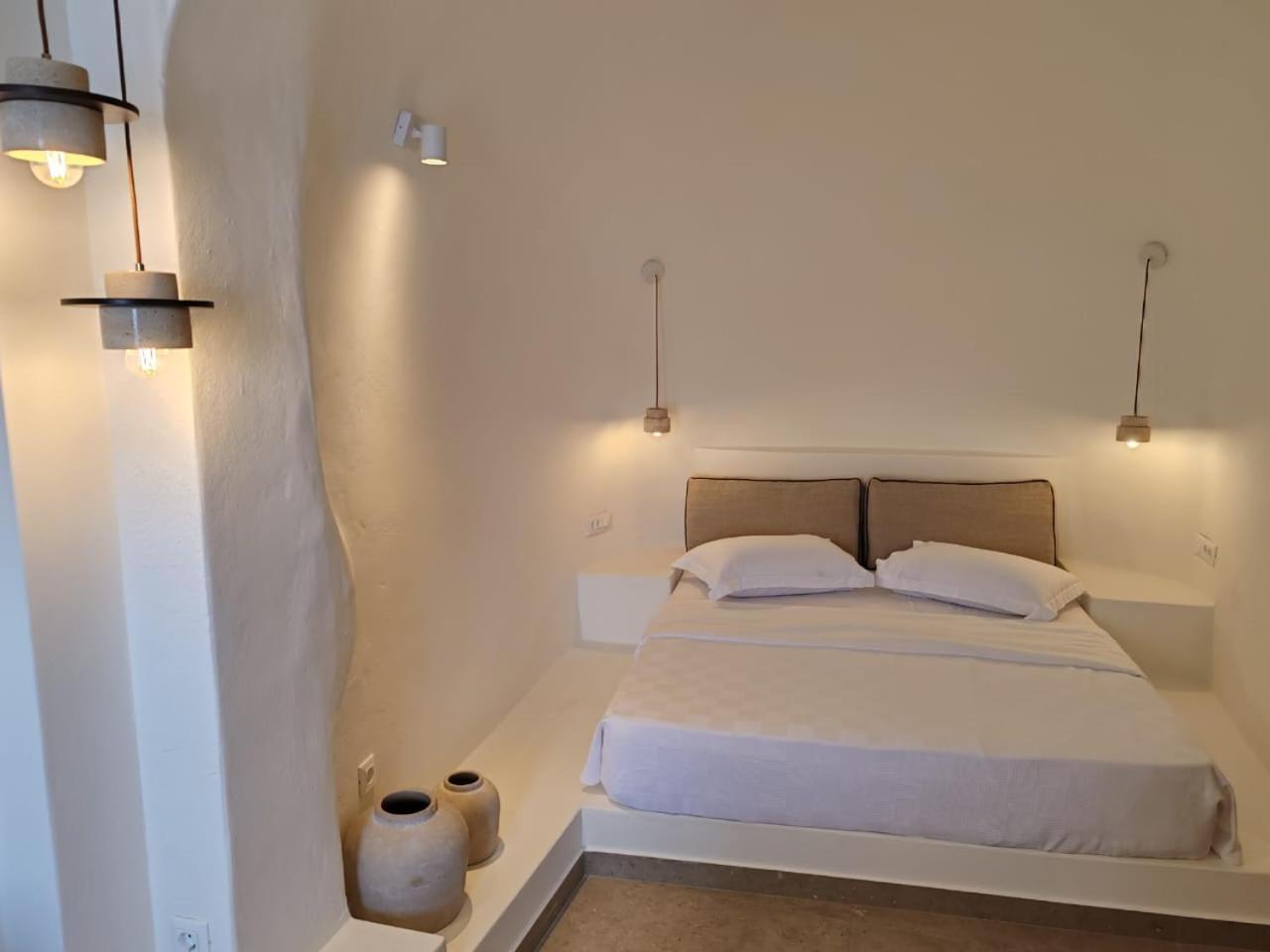 Lukas * Imerovigli (Santorini)