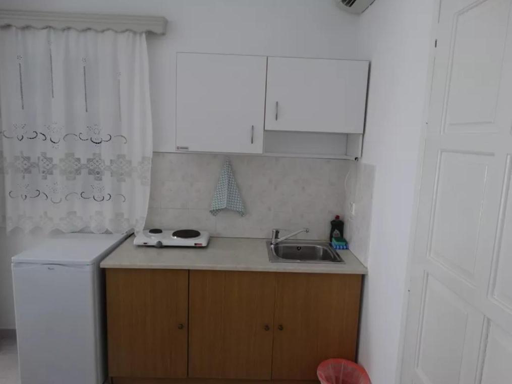 Castelopetra Aparthotel Katapola