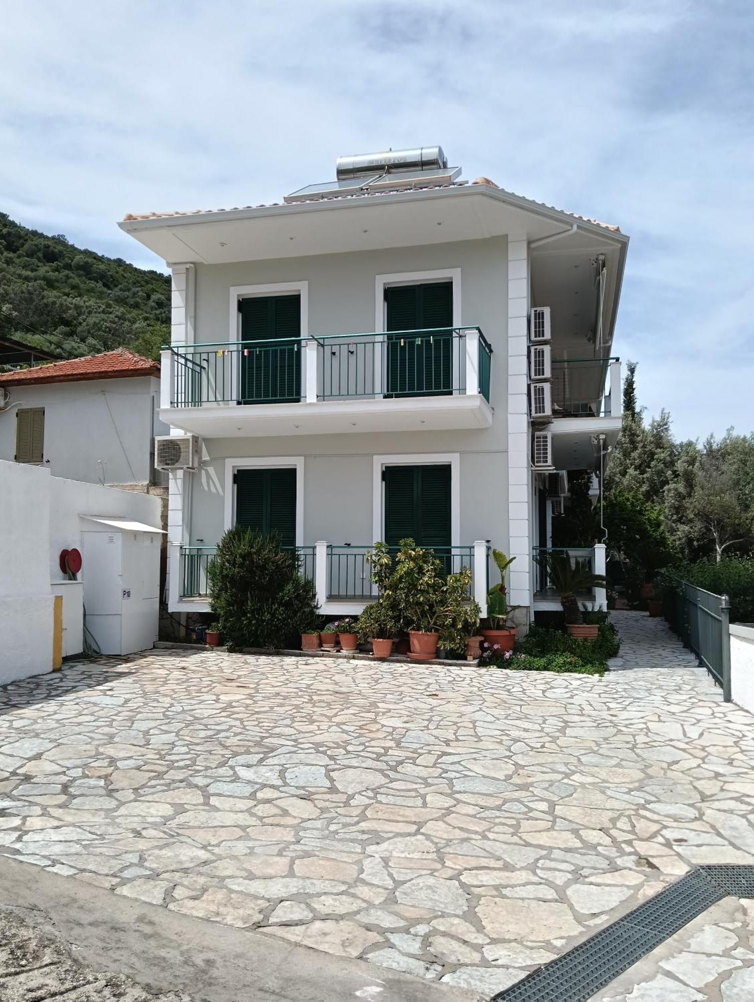 Galini Sivota (Lefkada)