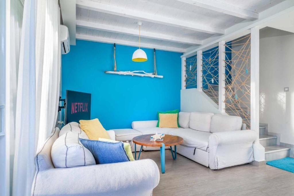 Seabreeze - With Jacuzzi & Heated Pool Villa