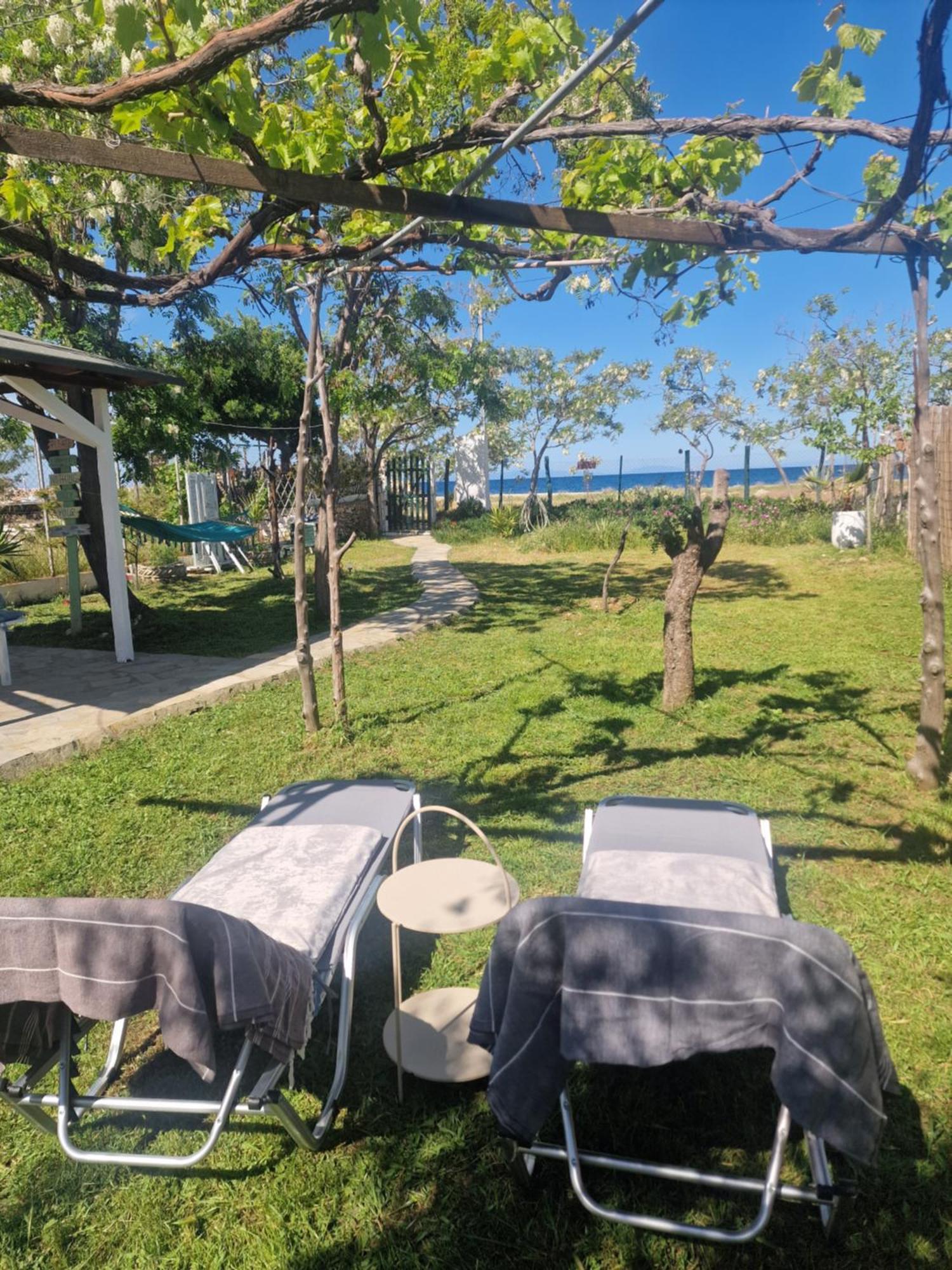 Doukas By The Sea-little Paradise-beachfront *