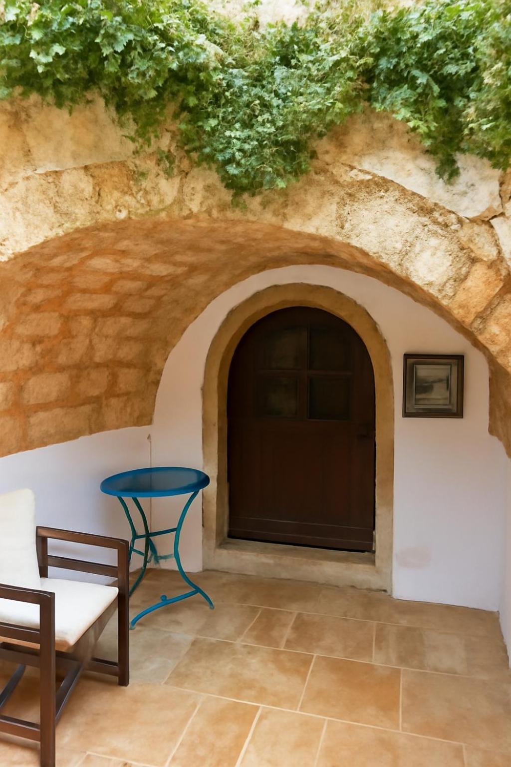 Menexes Guest house
