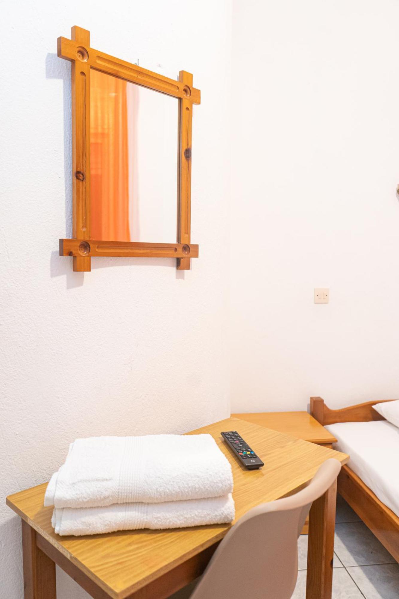 Pavlos Aparthotel *
