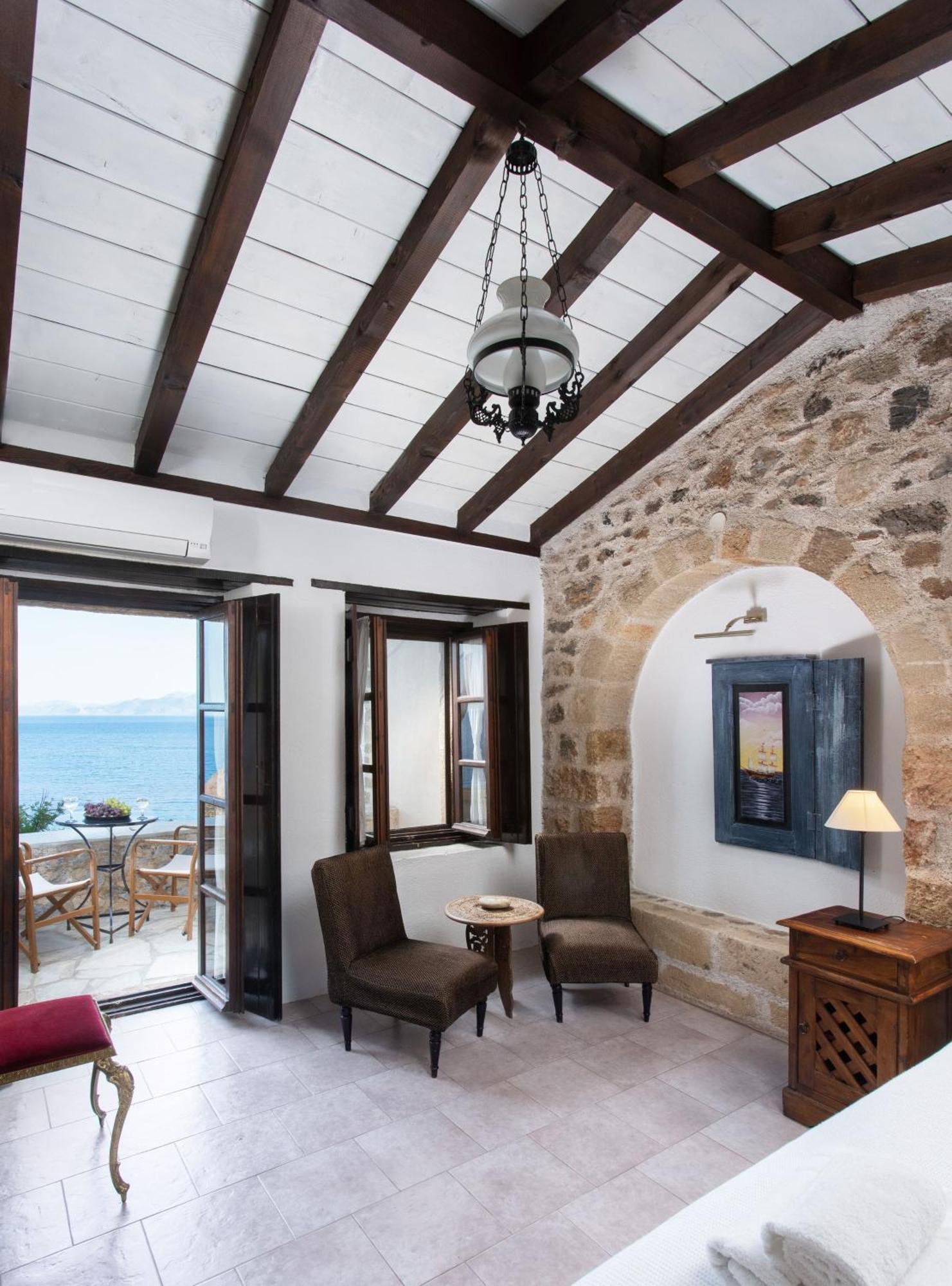Pablito House-seaview Nests