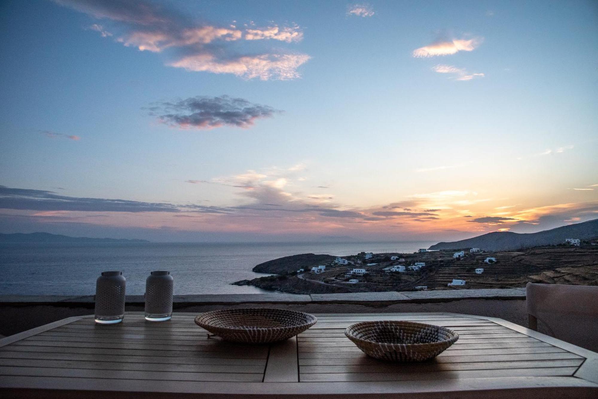 Iliopetra Villa Agios Romanos