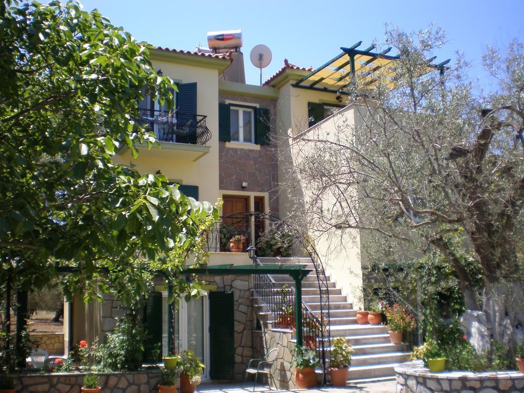 Apartment Vasiliki Petra (Lesbos)