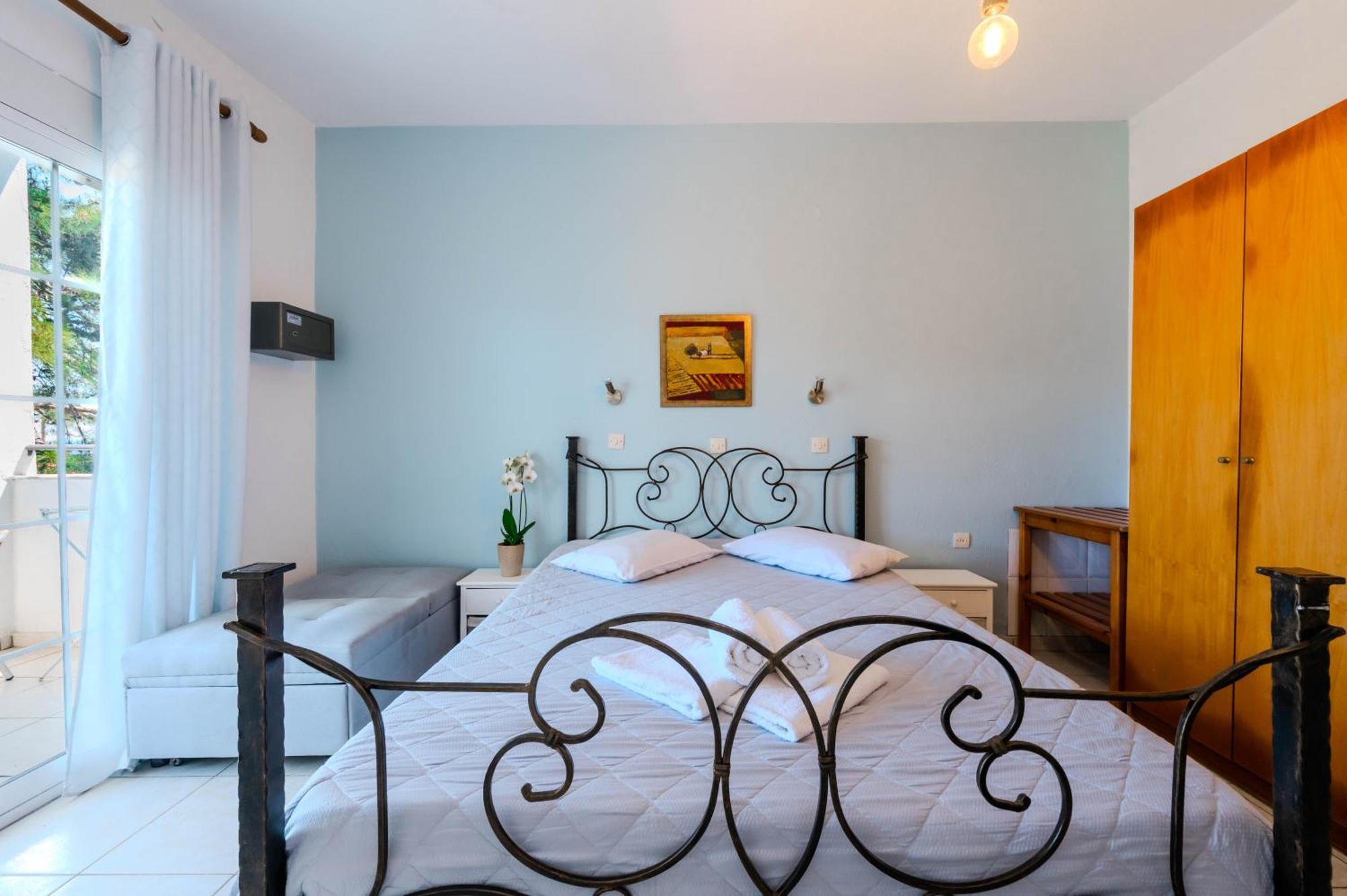 Aparthotel Blue Bay 2*