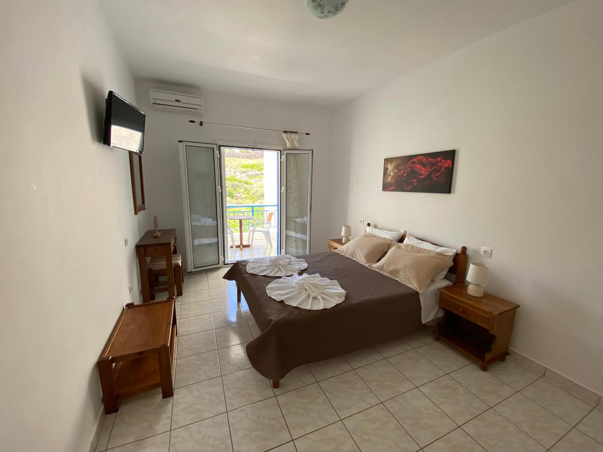 Aparthotel Athena Kythera Diakofti