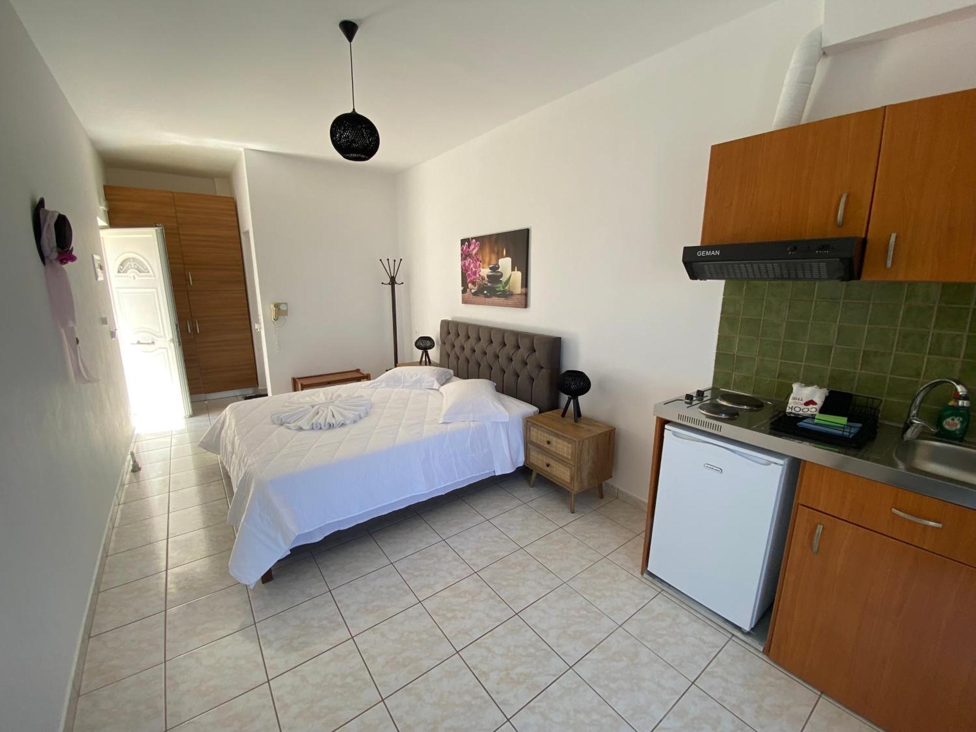 Aparthotel Athena Kythera