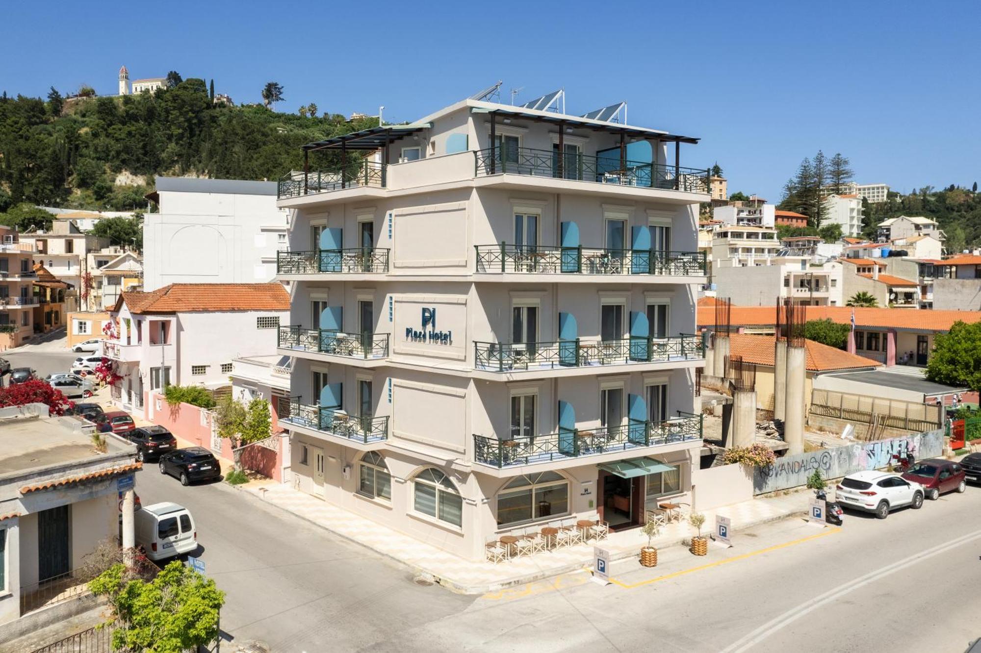 Hotel Plaza 3*