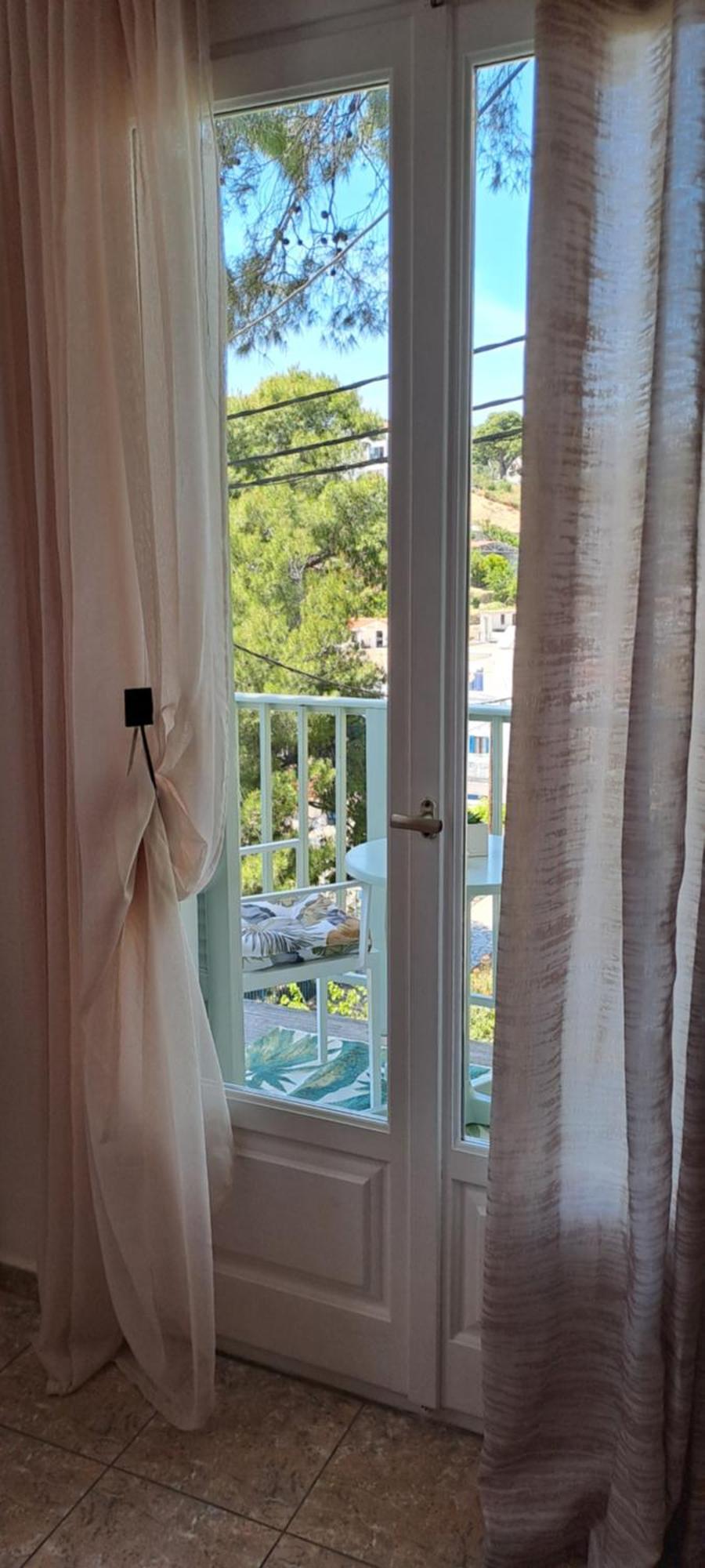 Hara Guest house 2*