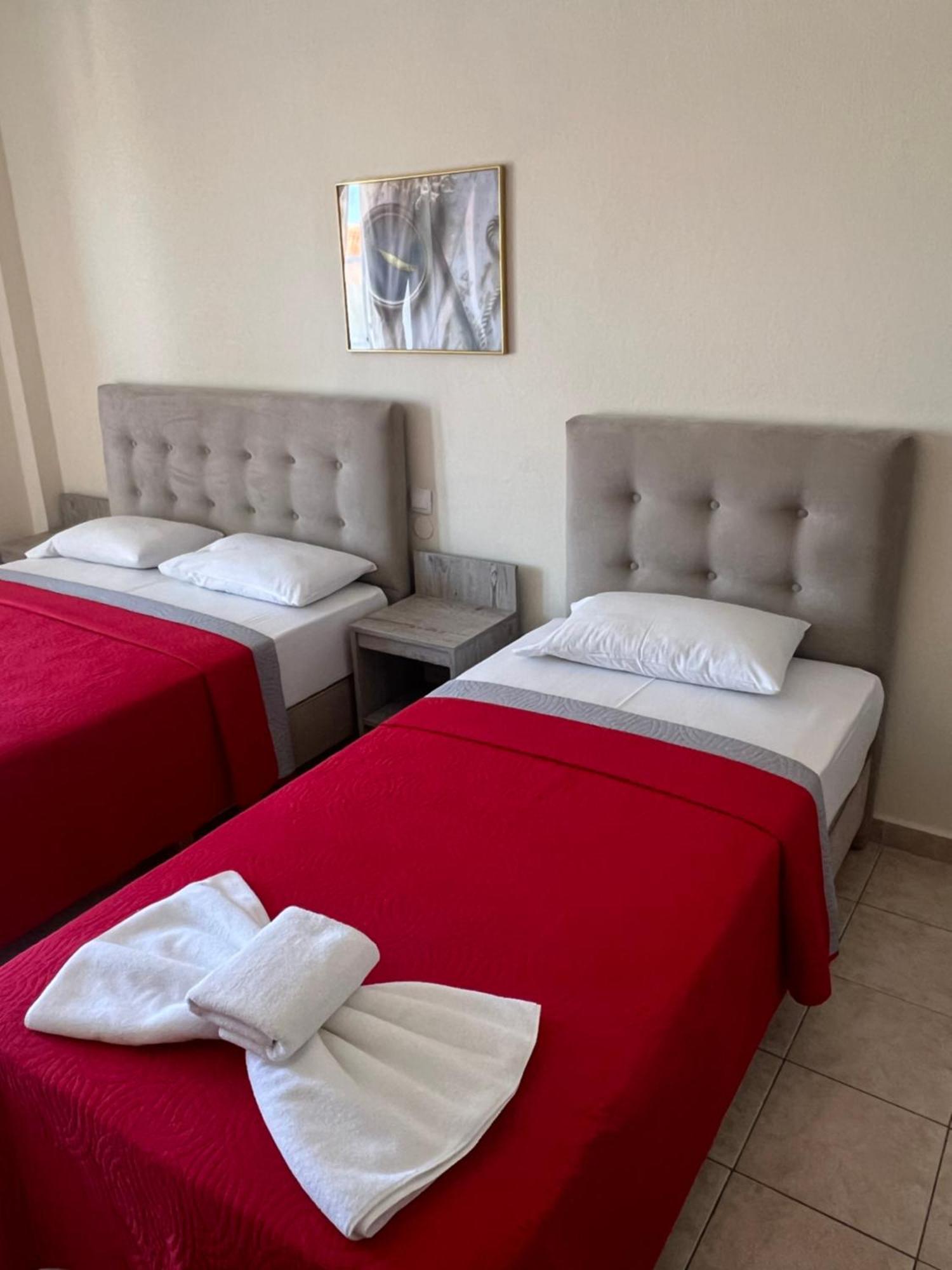 Simotel Ermis 3*