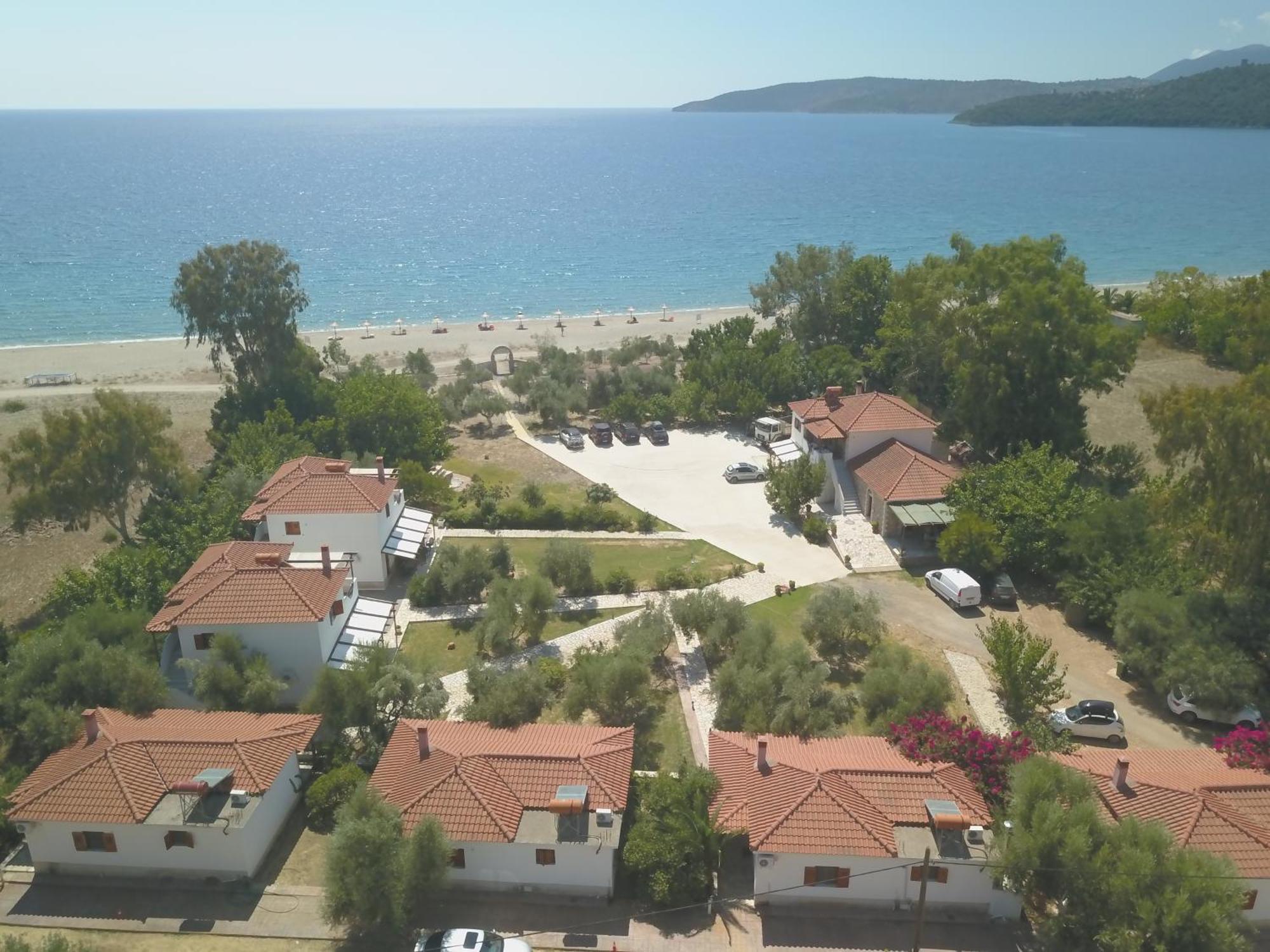 Mikro Xorio 3* Vathi (Peloponnese)