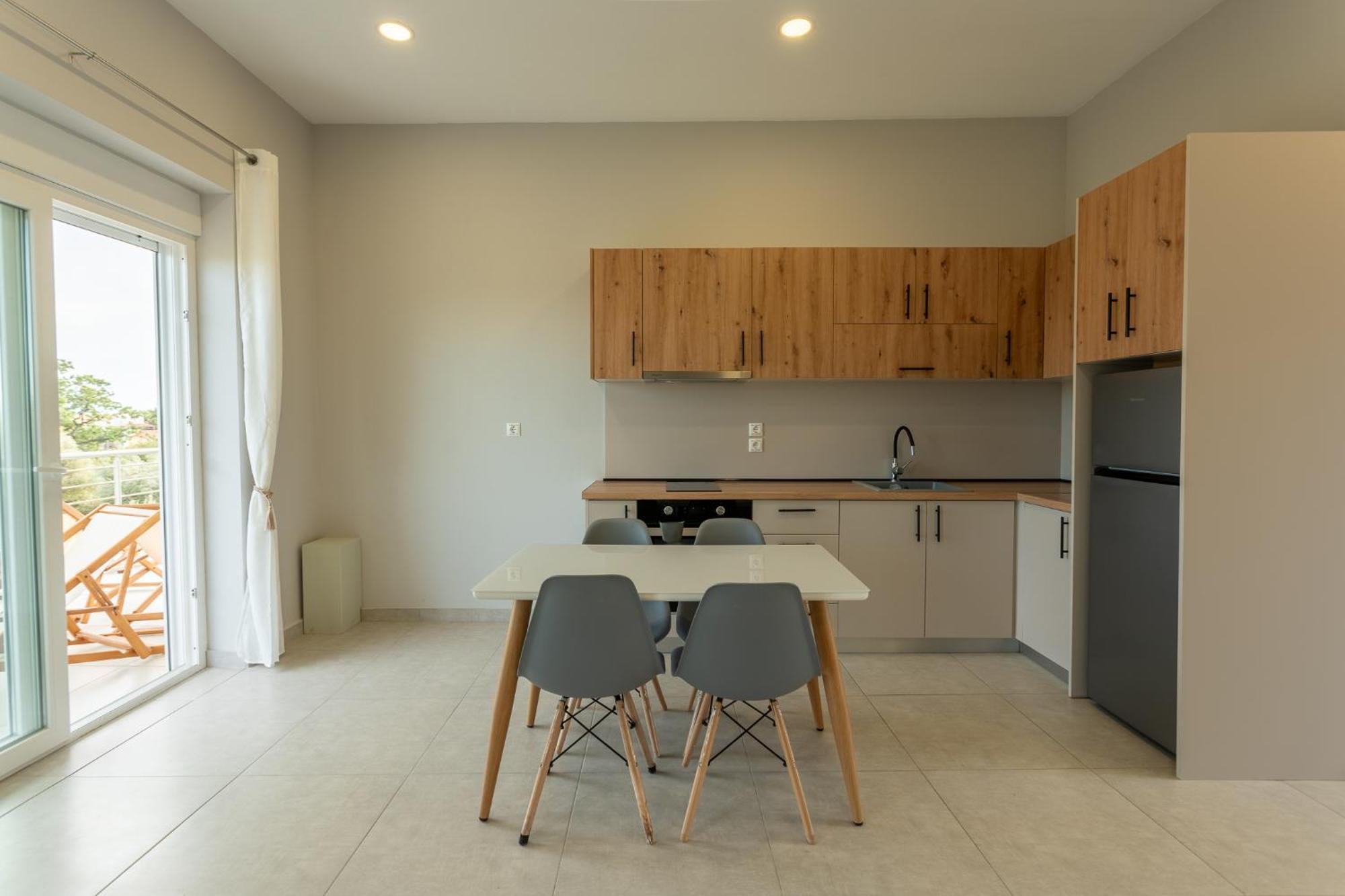 Blue Waves Luxury Suites By The Sea Apartment Plomari