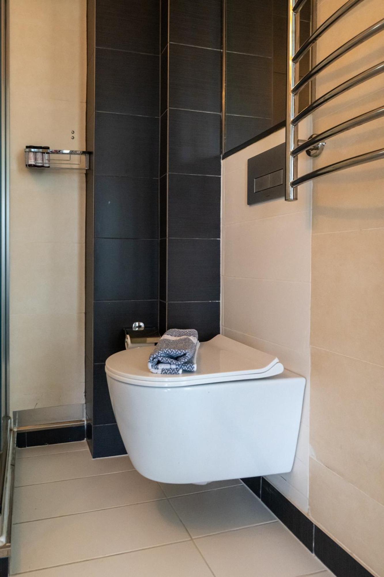 Myrto Luxurious Floor Apartment