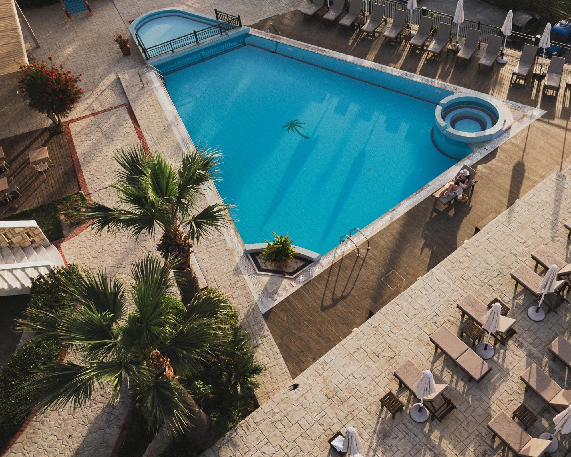 Gerakas Belvedere Hotel 4*