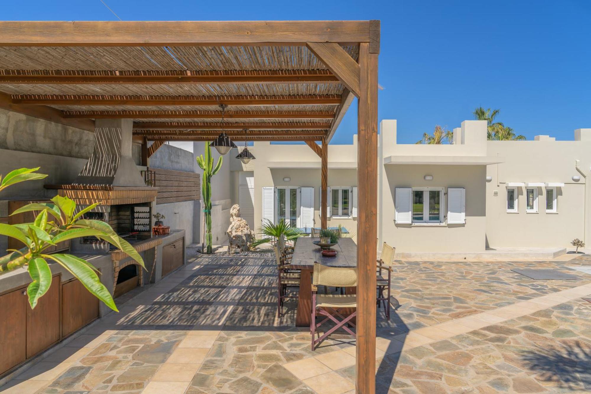 Villa Periklis *