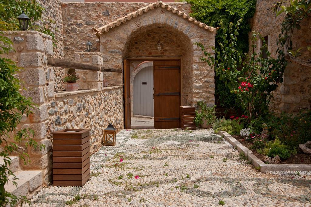Hotel Archontiko Hatzipanayioti Leonidio