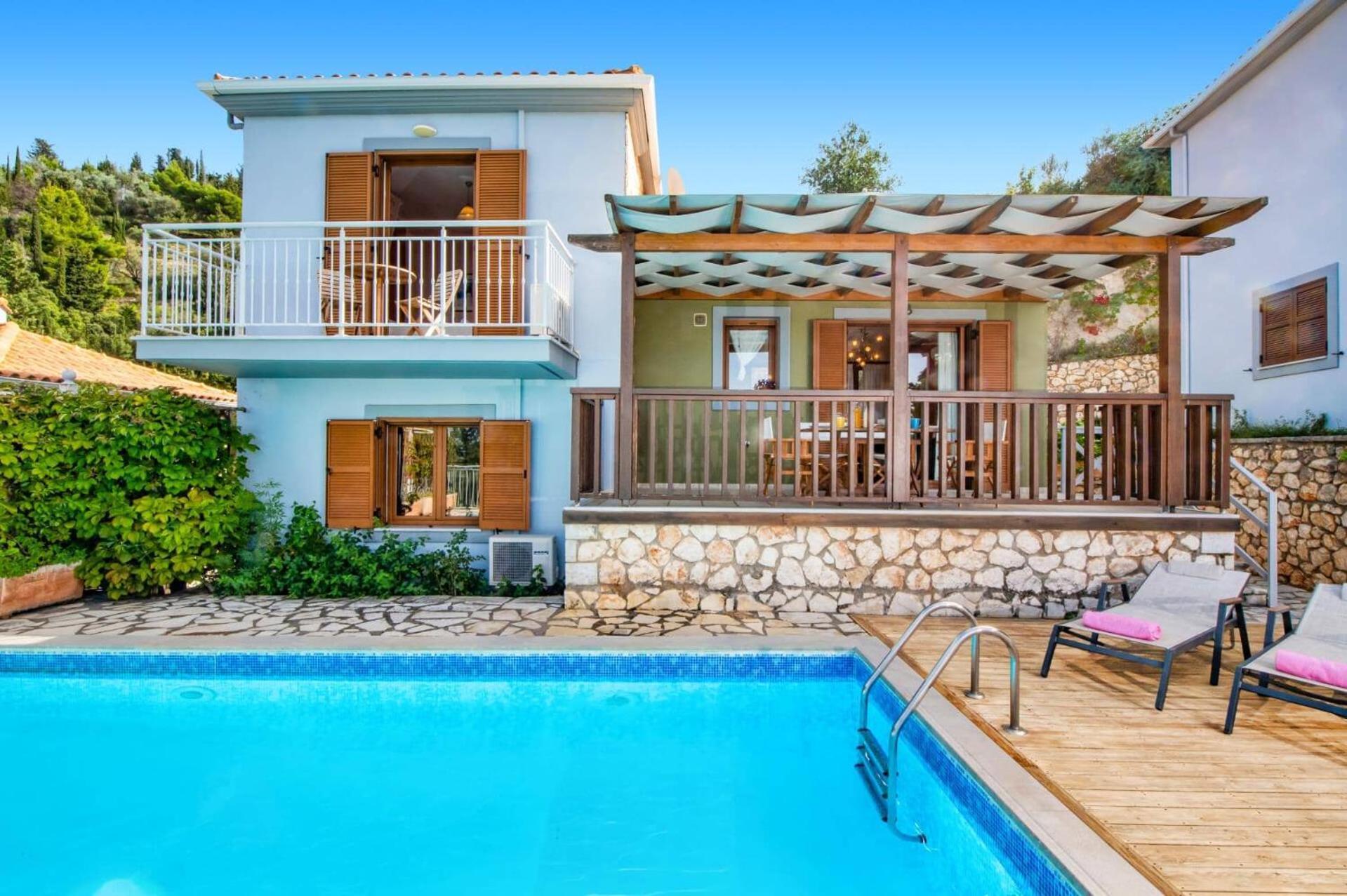 Villa Anna Nikitas By *