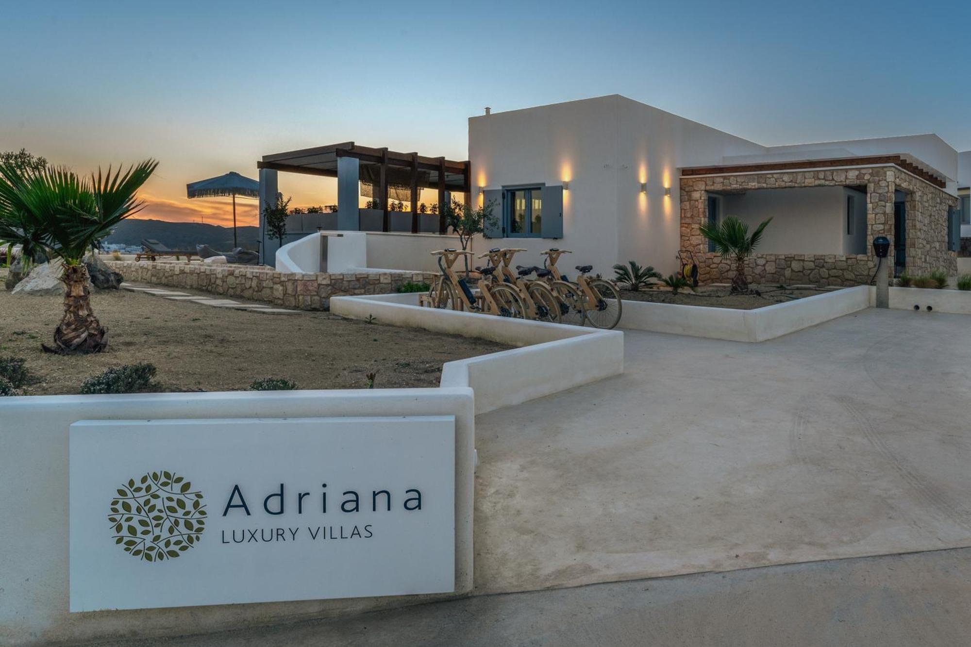 Adriana Luxury * Adamantas (Milos)