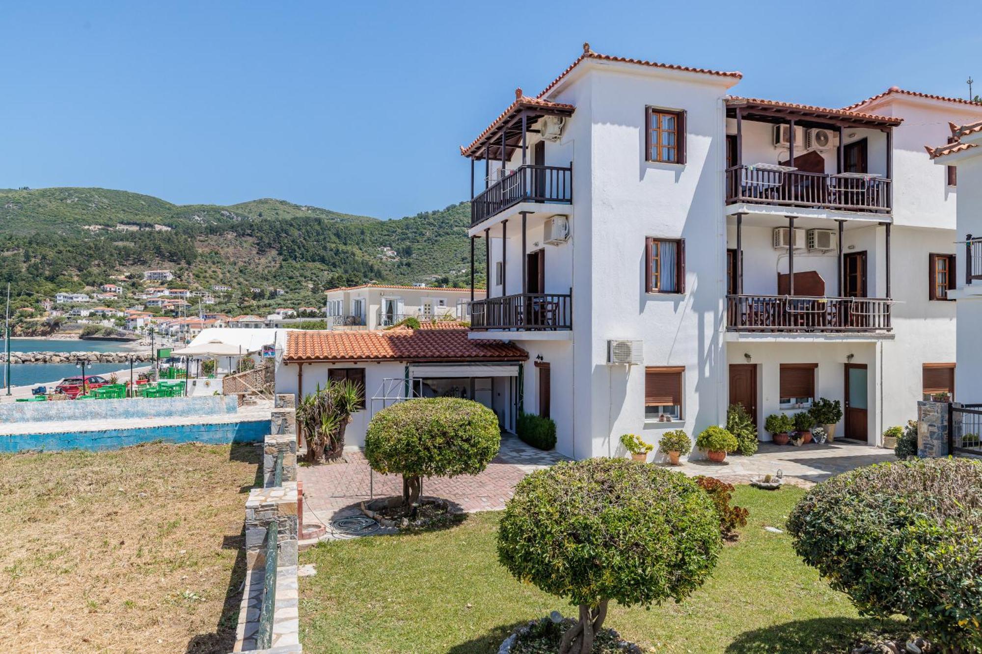Apartment Nikolaos Skopelos Town