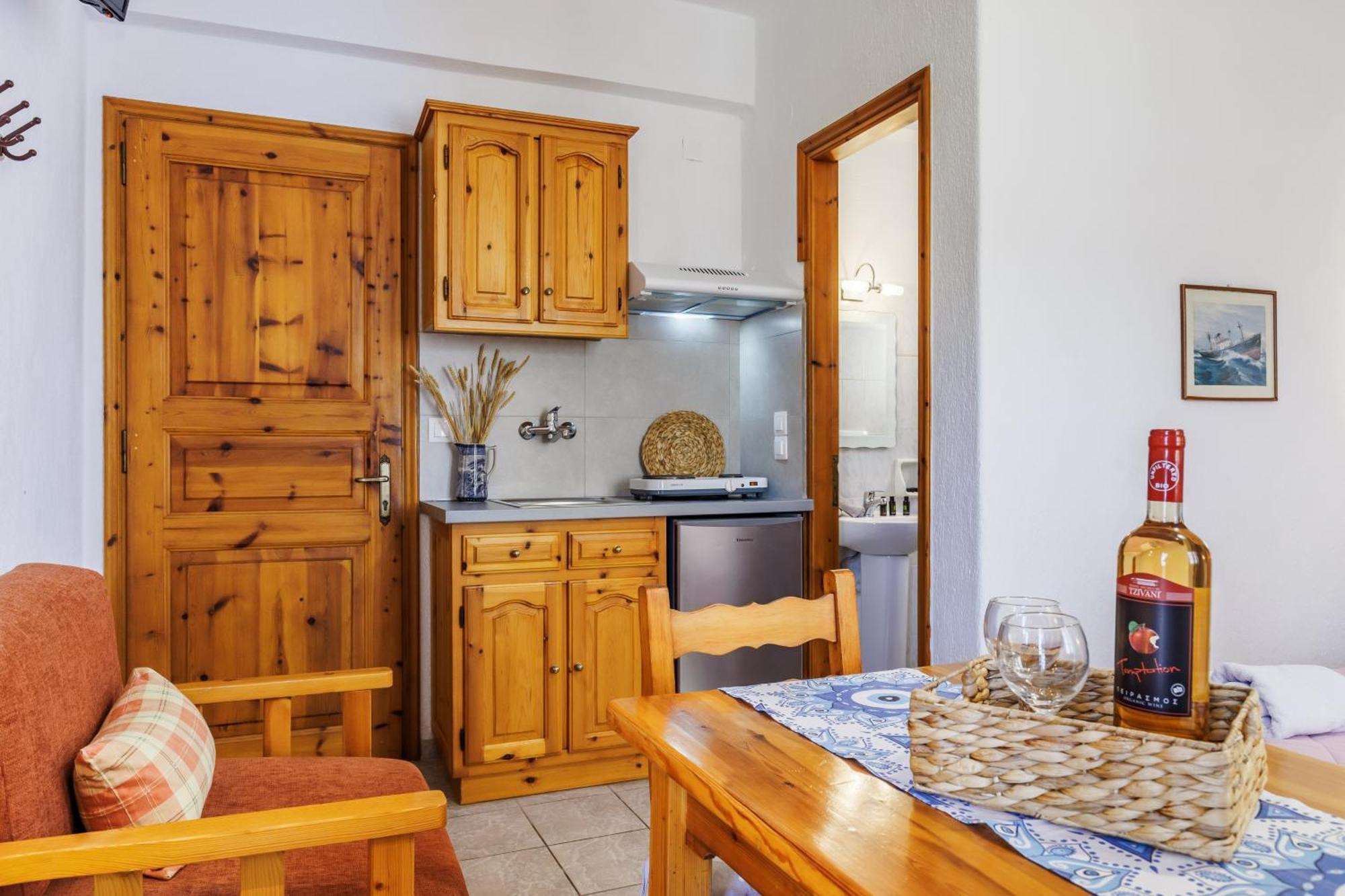 Nikolaos Apartment Skopelos Town