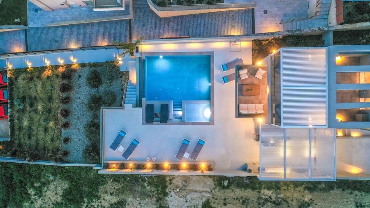 Vikada Villa Stalos