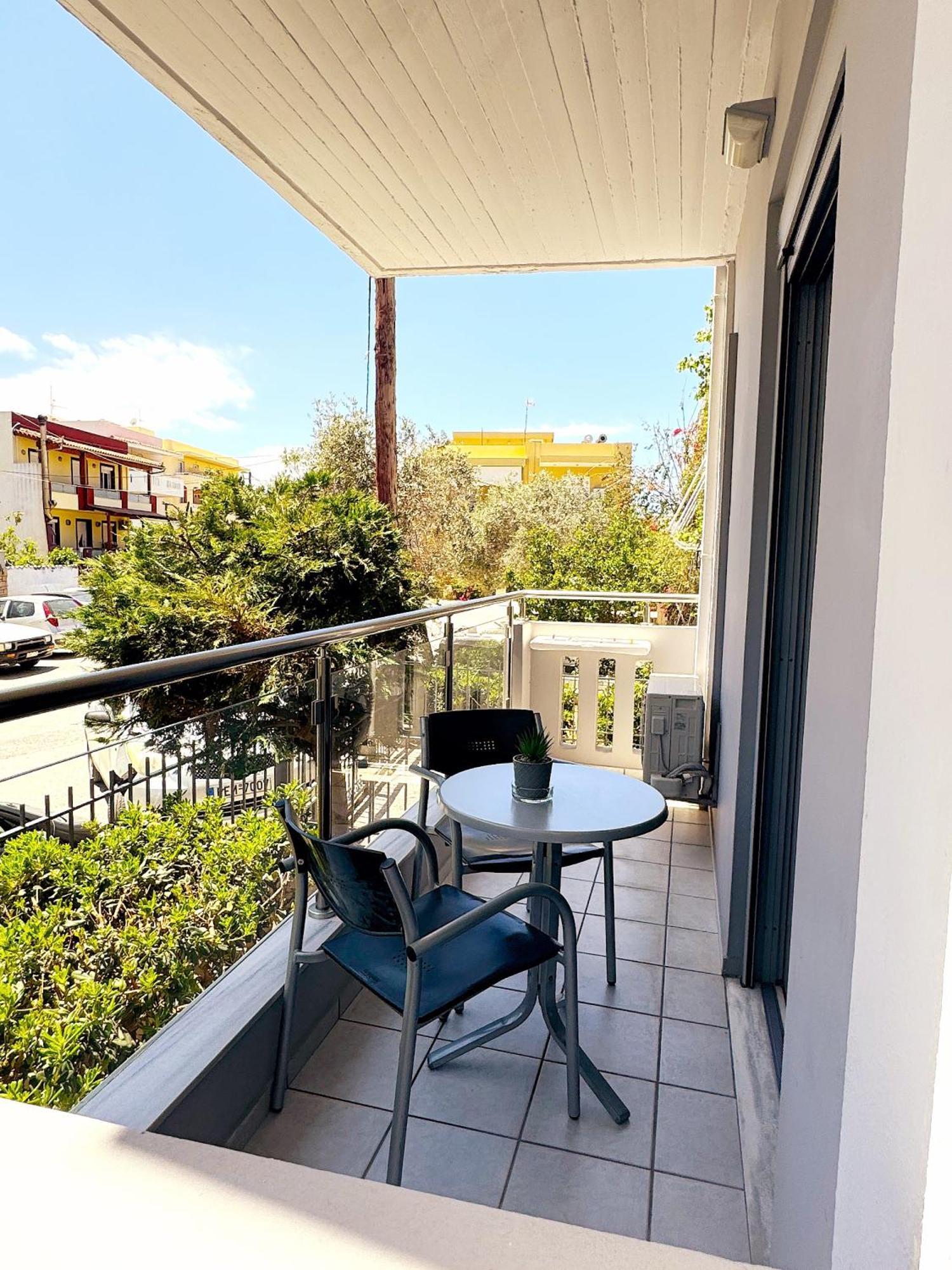 Vesperi Studios & Apartments Rethymno (Crete)