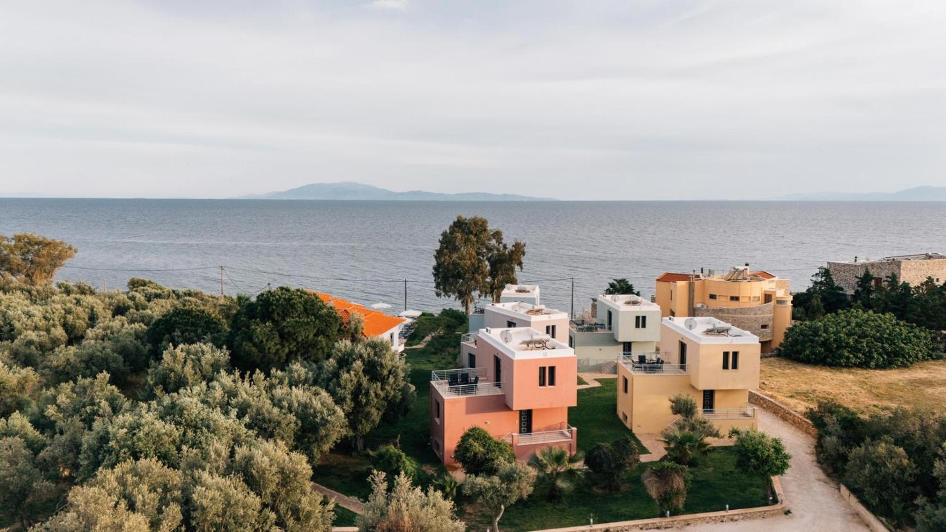 Apartment Blue Waves Luxury Suites By The Sea
