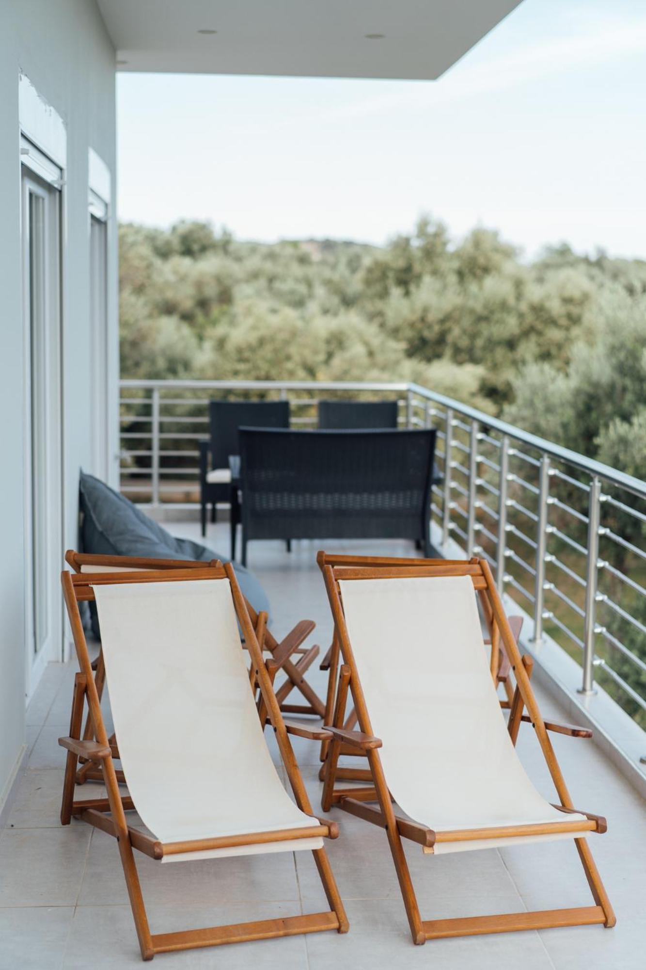 Apartment Blue Waves Luxury Suites By The Sea *