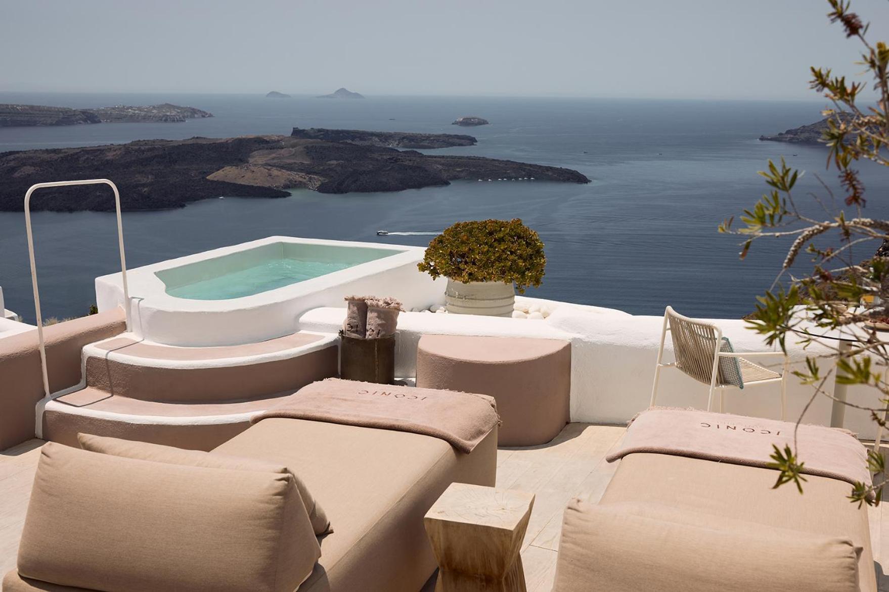 Hotel Iconic Santorini, A Boutique Cave By Sandglass 5*