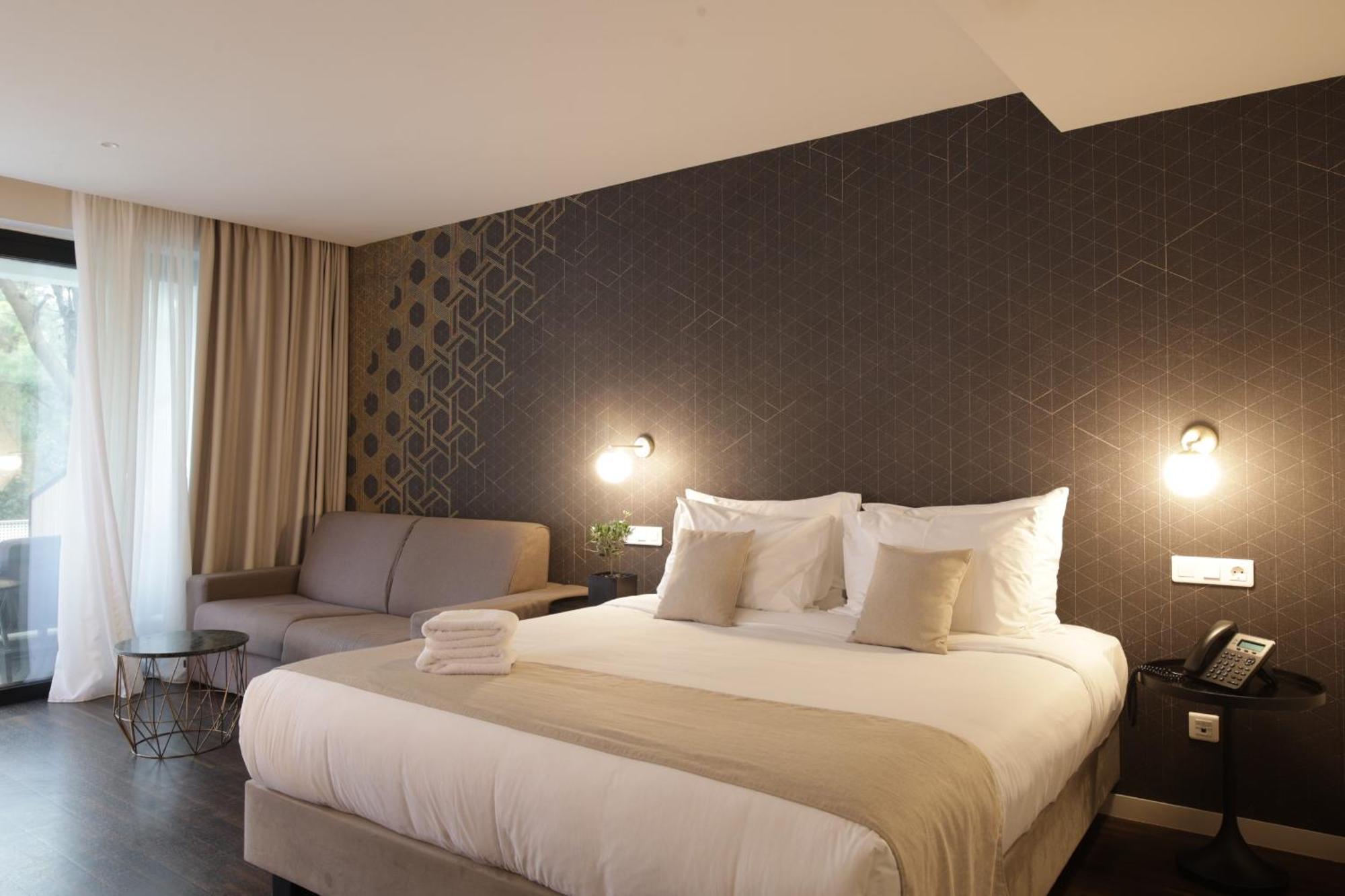 Azur 4* Athens