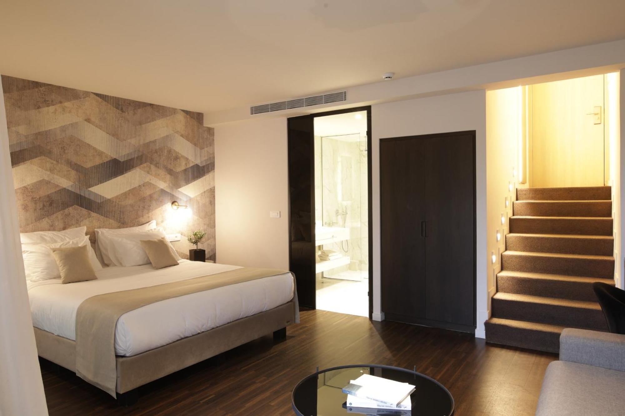 Azur Hotel