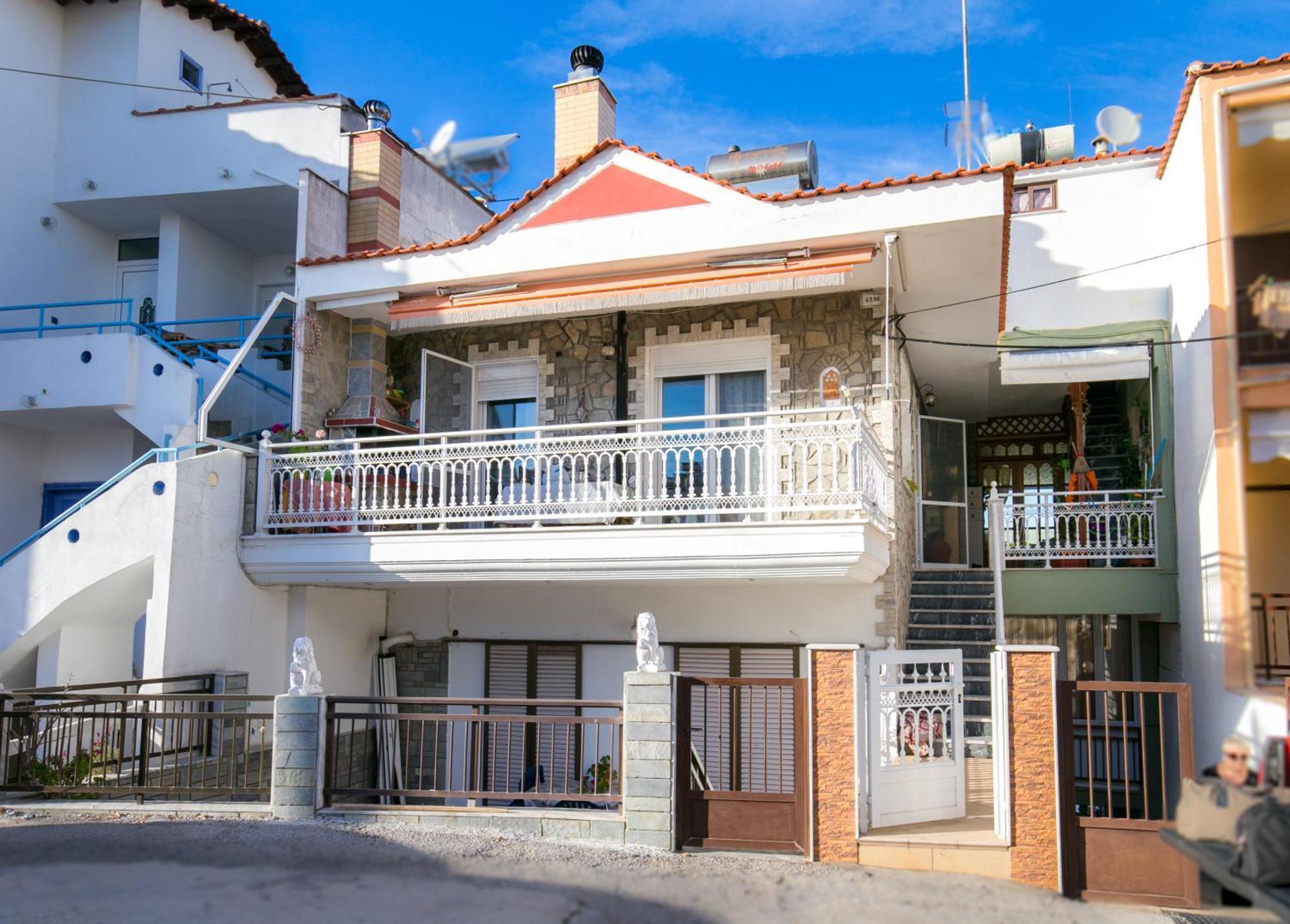 Evaggelia Sea View *