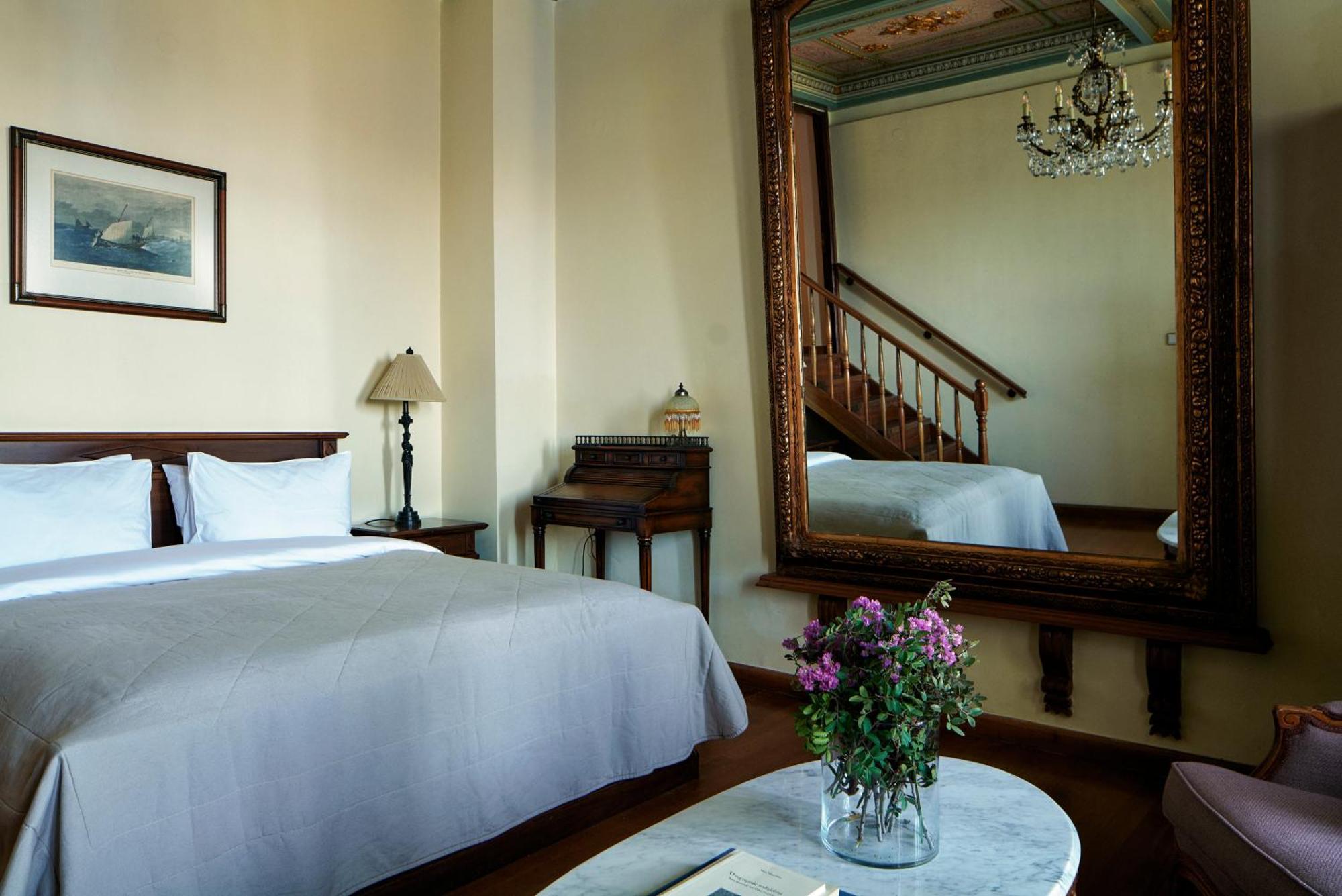 Syrou Melathron Hotel 4*