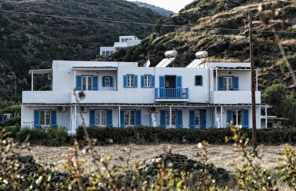 Papantonis Apartment *