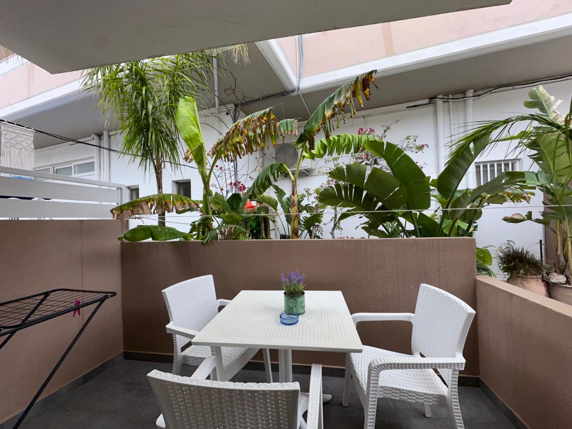 Bay View Apartment