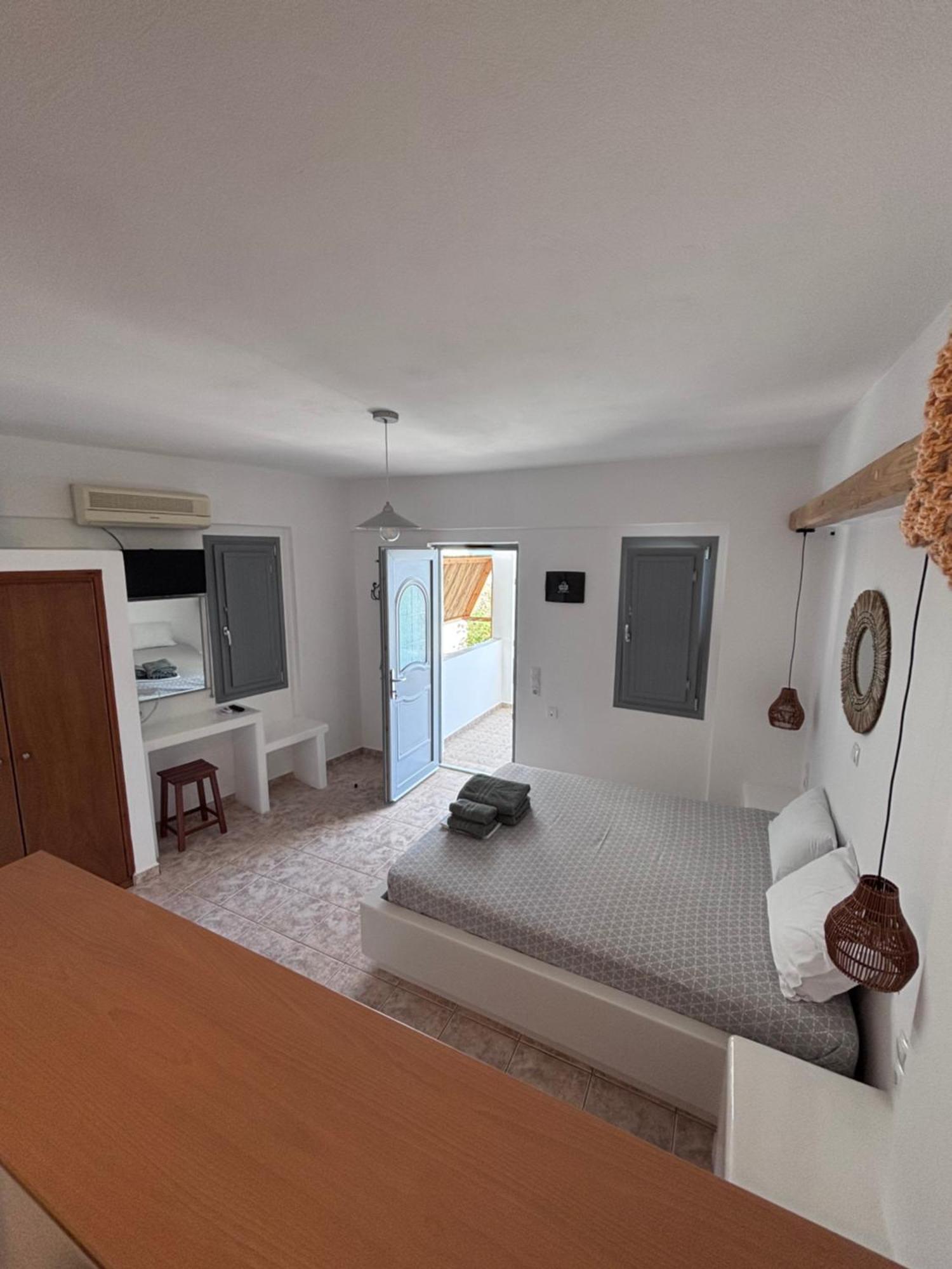 Aparthotel The Anafians *