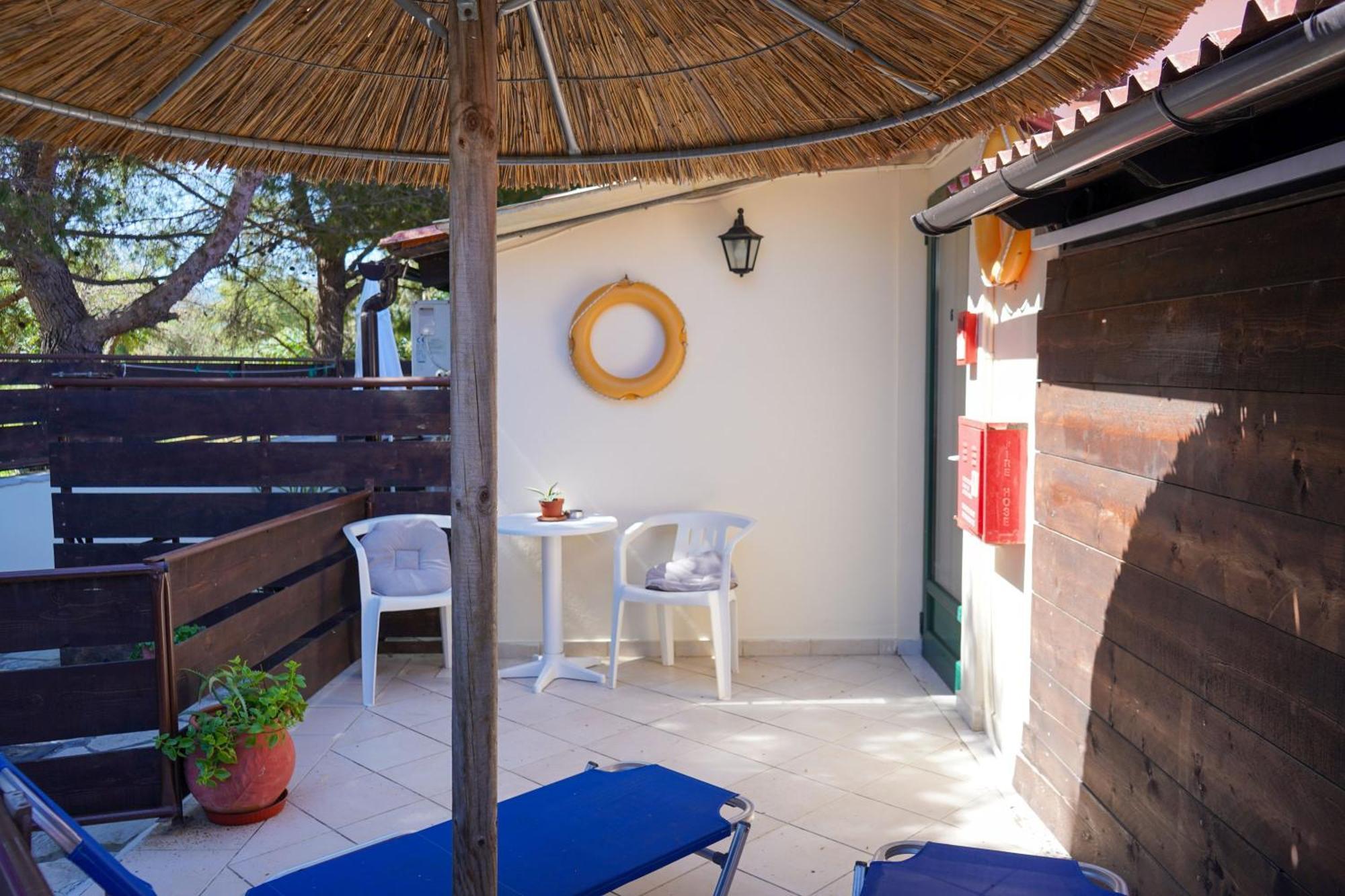 Apartment Oasis Beachfront & Apartments, By Zantewize Alykanas (Zakynthos)