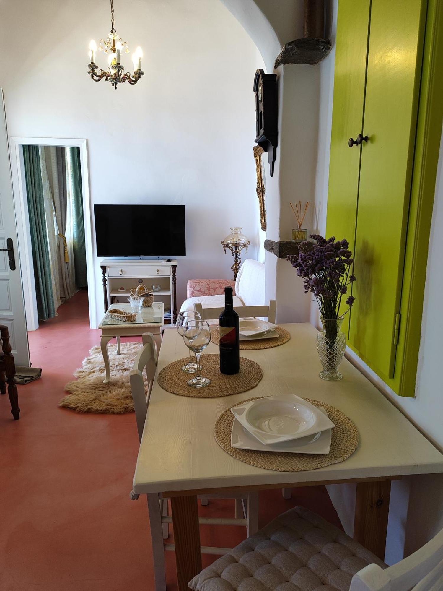 Vgena's House In Dio Choria Tinos